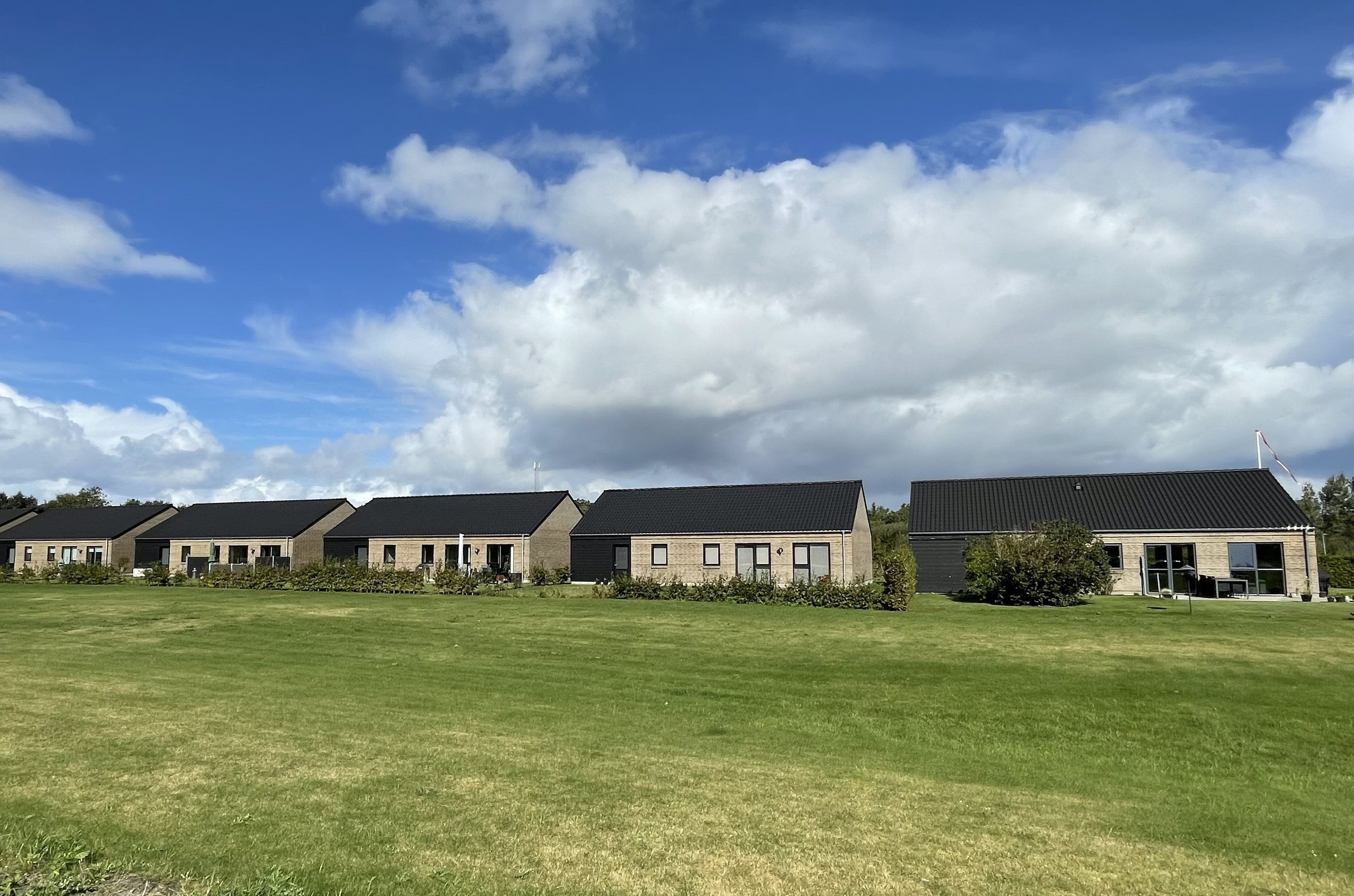 Fremhævet facade billede i fuldskærmstilstand. Billede af Ågade 11, 6880 Tarm