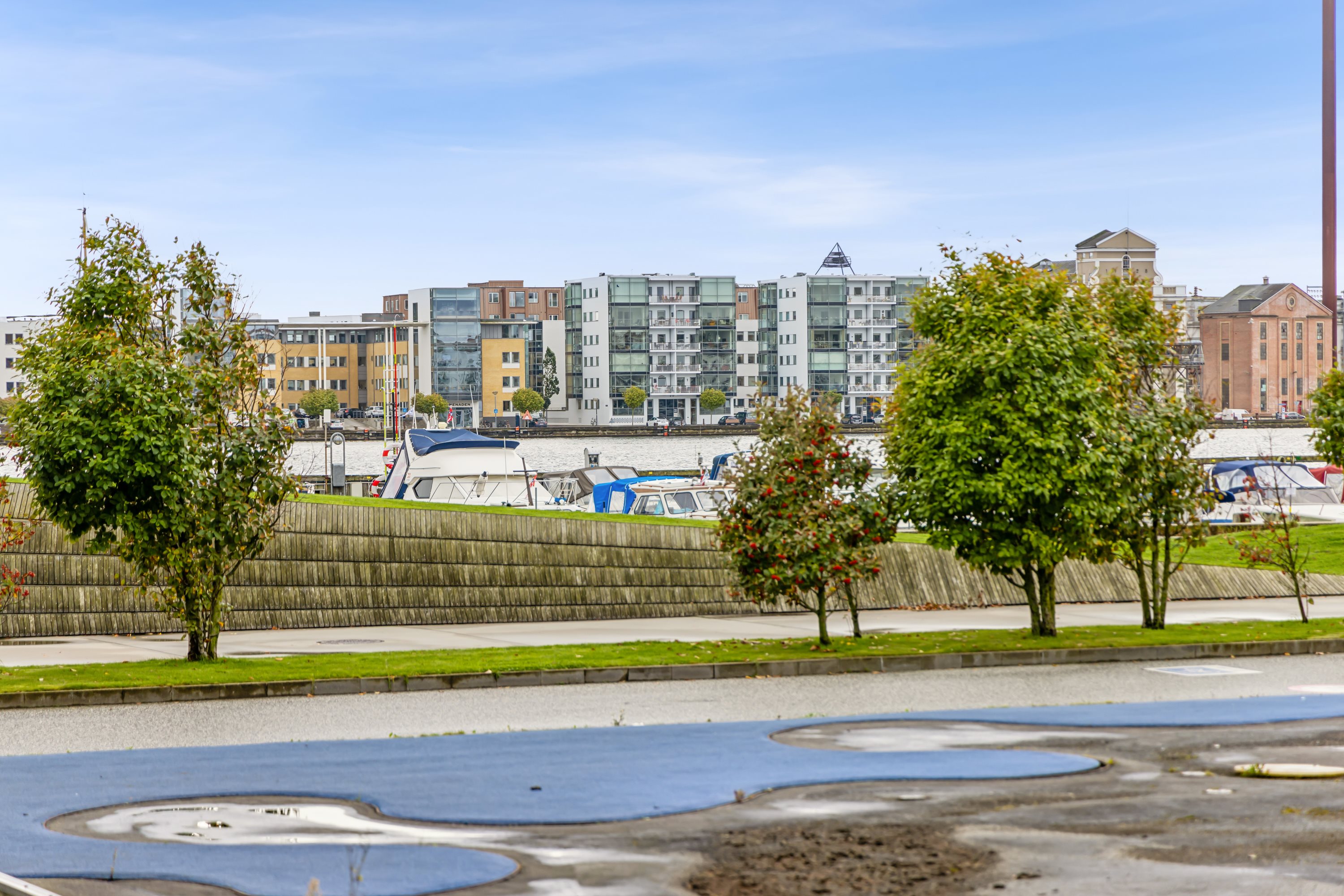 Fremhævet udsigt billede i fuldskærmstilstand. Billede af Mellem Broerne 7E, st.., 9400 Nørresundby