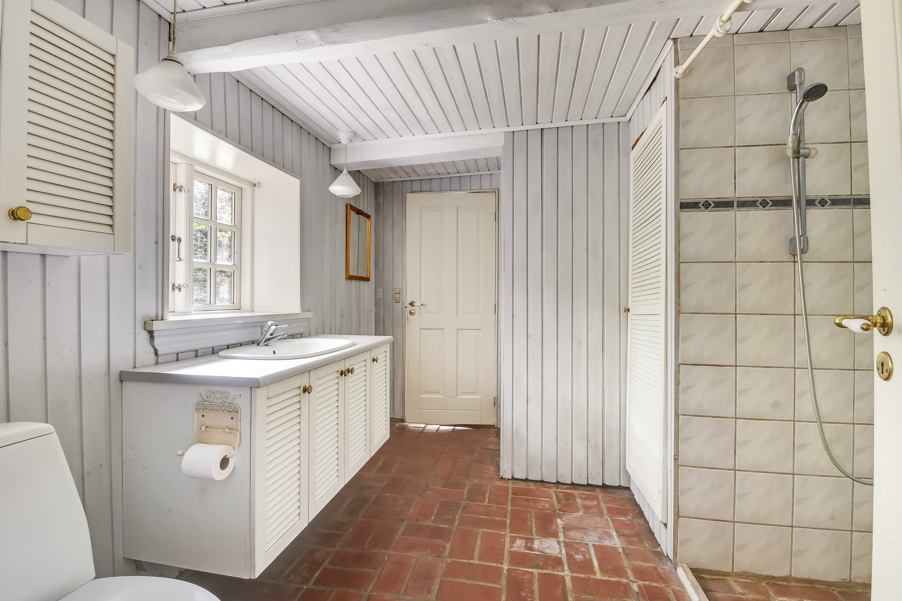 Fremhævet badeværelse billede i fuldskærmstilstand. Billede af Klosterhedevej 10, Gudum, 7620 Lemvig