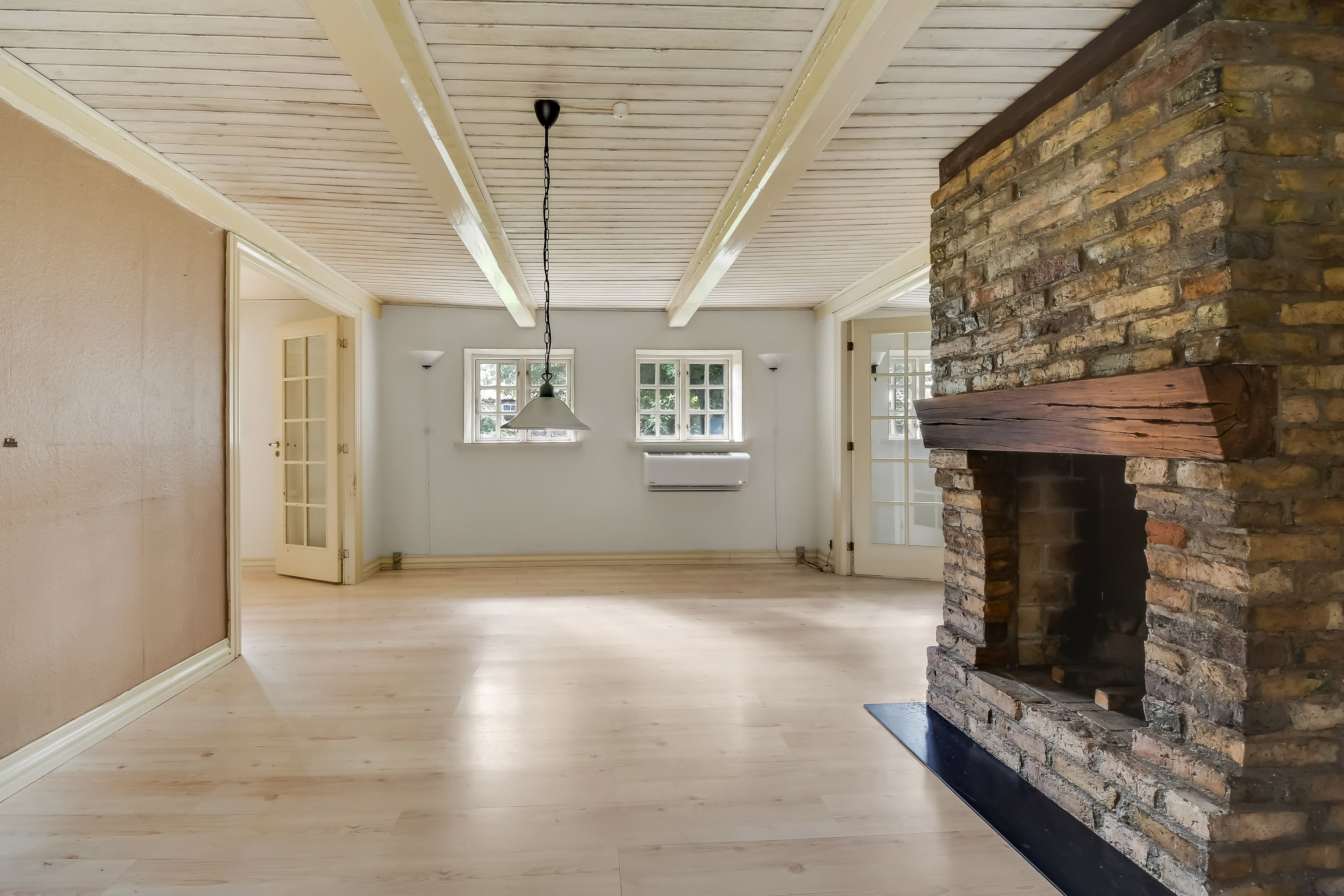 Fremhævet stue billede i fuldskærmstilstand. Billede af Klosterhedevej 10, Gudum, 7620 Lemvig