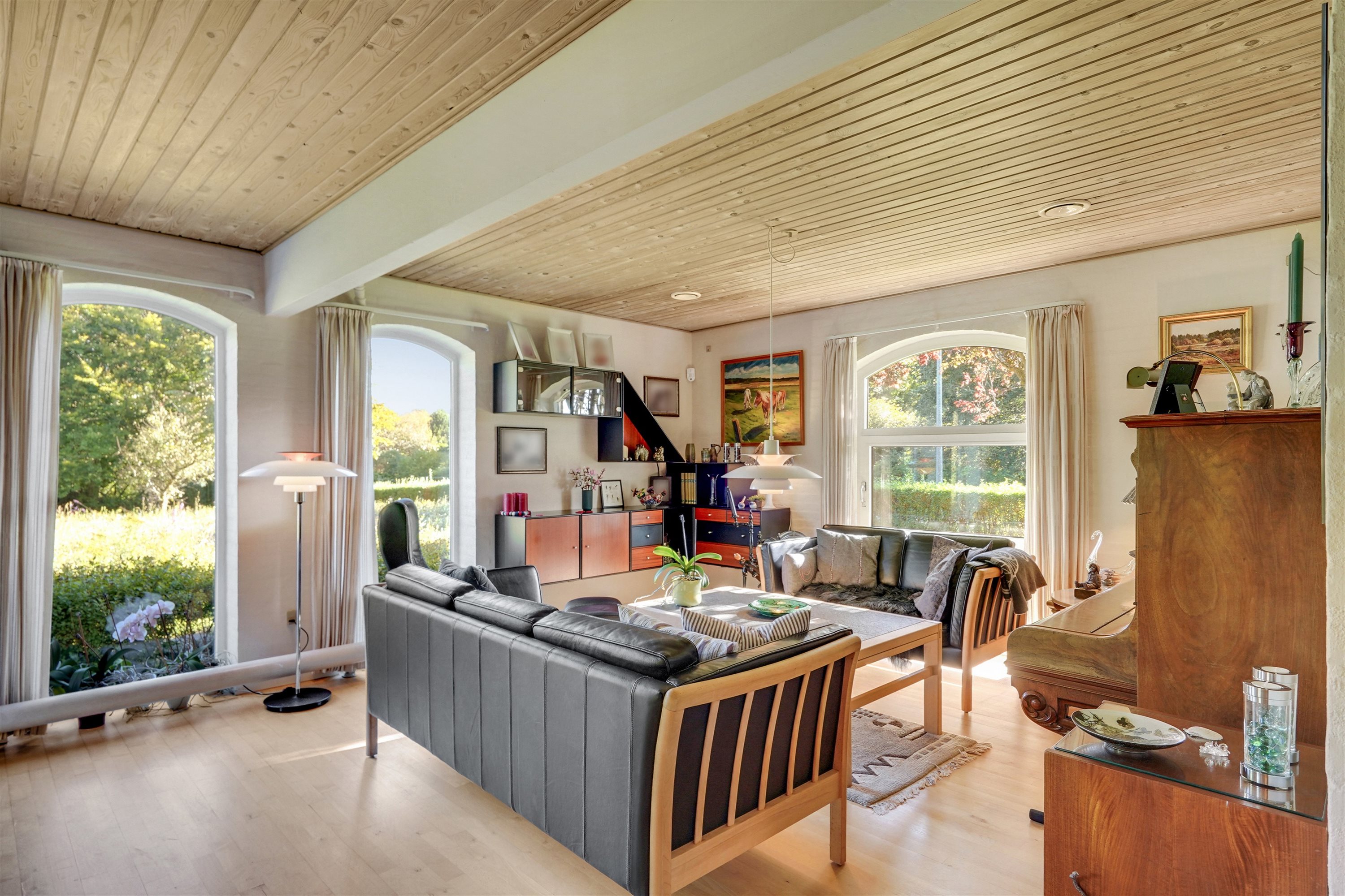 Fremhævet stue billede i fuldskærmstilstand. Billede af Teglgårdvej 2, Orten, 6800 Varde