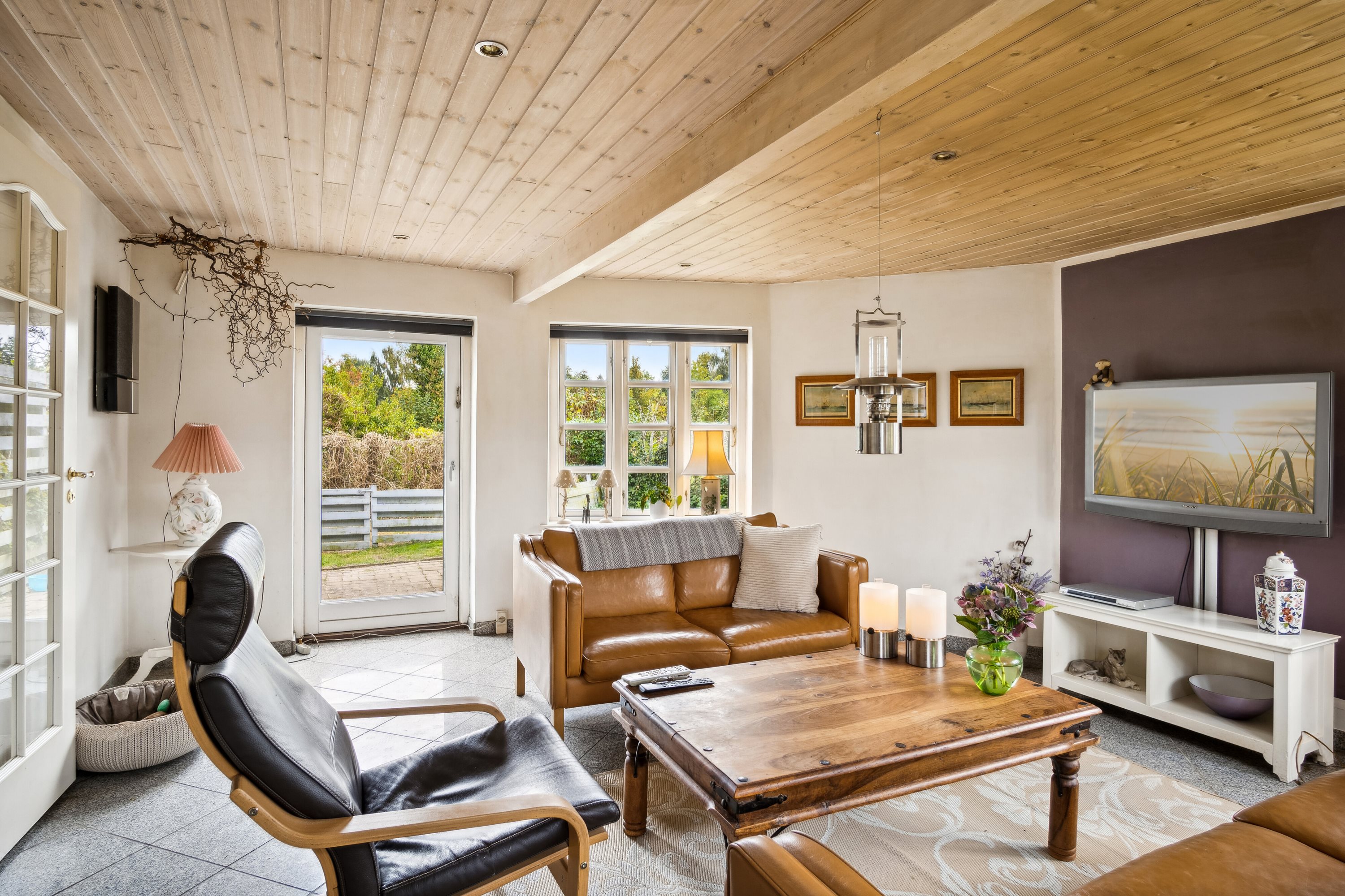 Fremhævet stue billede i fuldskærmstilstand. Billede af Svinøvej 22, 4750 Lundby