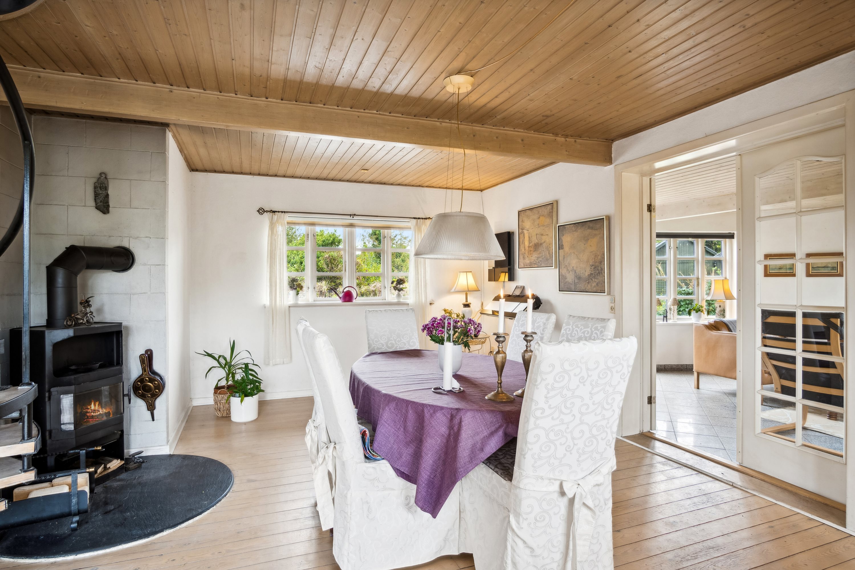 Fremhævet spisestue billede i fuldskærmstilstand. Billede af Svinøvej 22, 4750 Lundby