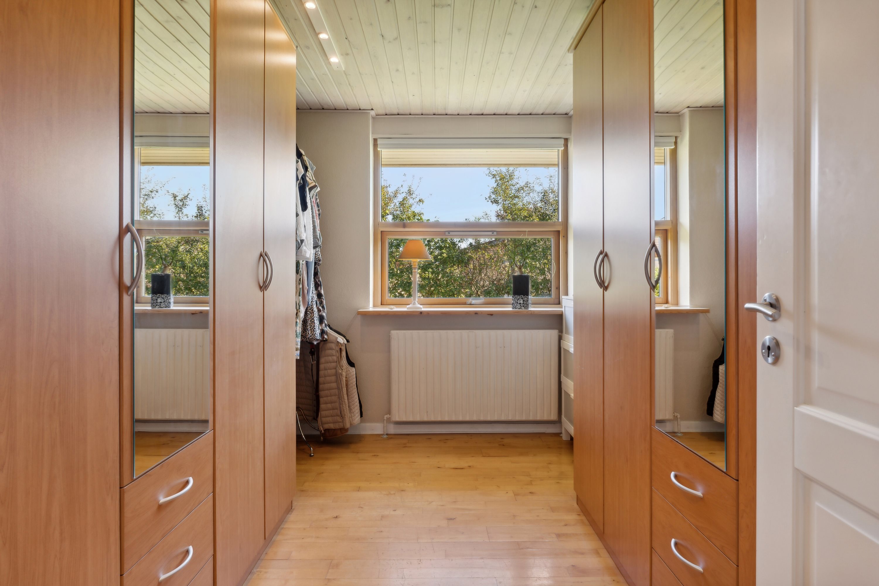 Fremhævet walk-in billede i fuldskærmstilstand. Billede af Nygade 5, 9870 Sindal