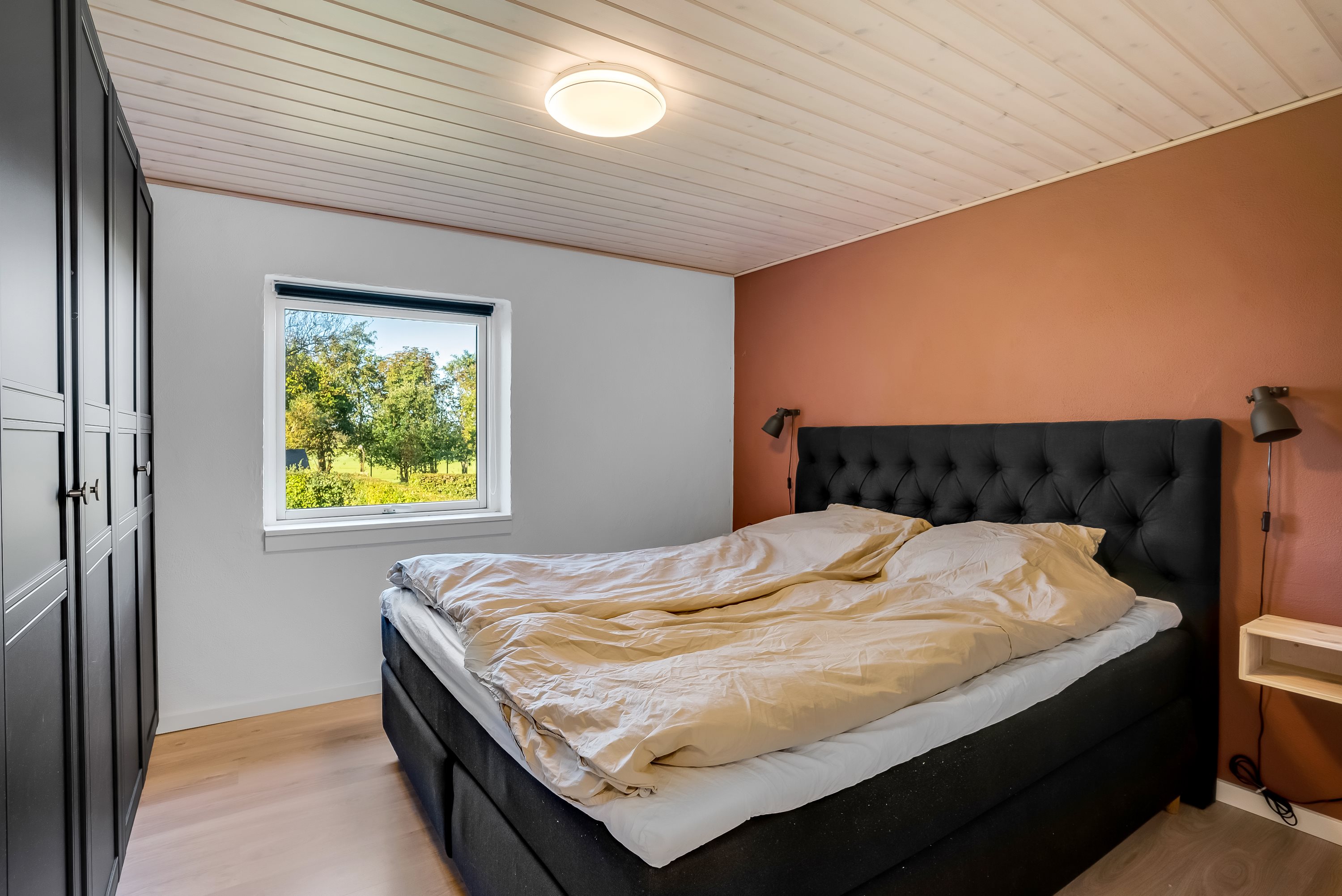 Fremhævet soveværelse billede i fuldskærmstilstand. Billede af Vesterled 28, 7620 Lemvig
