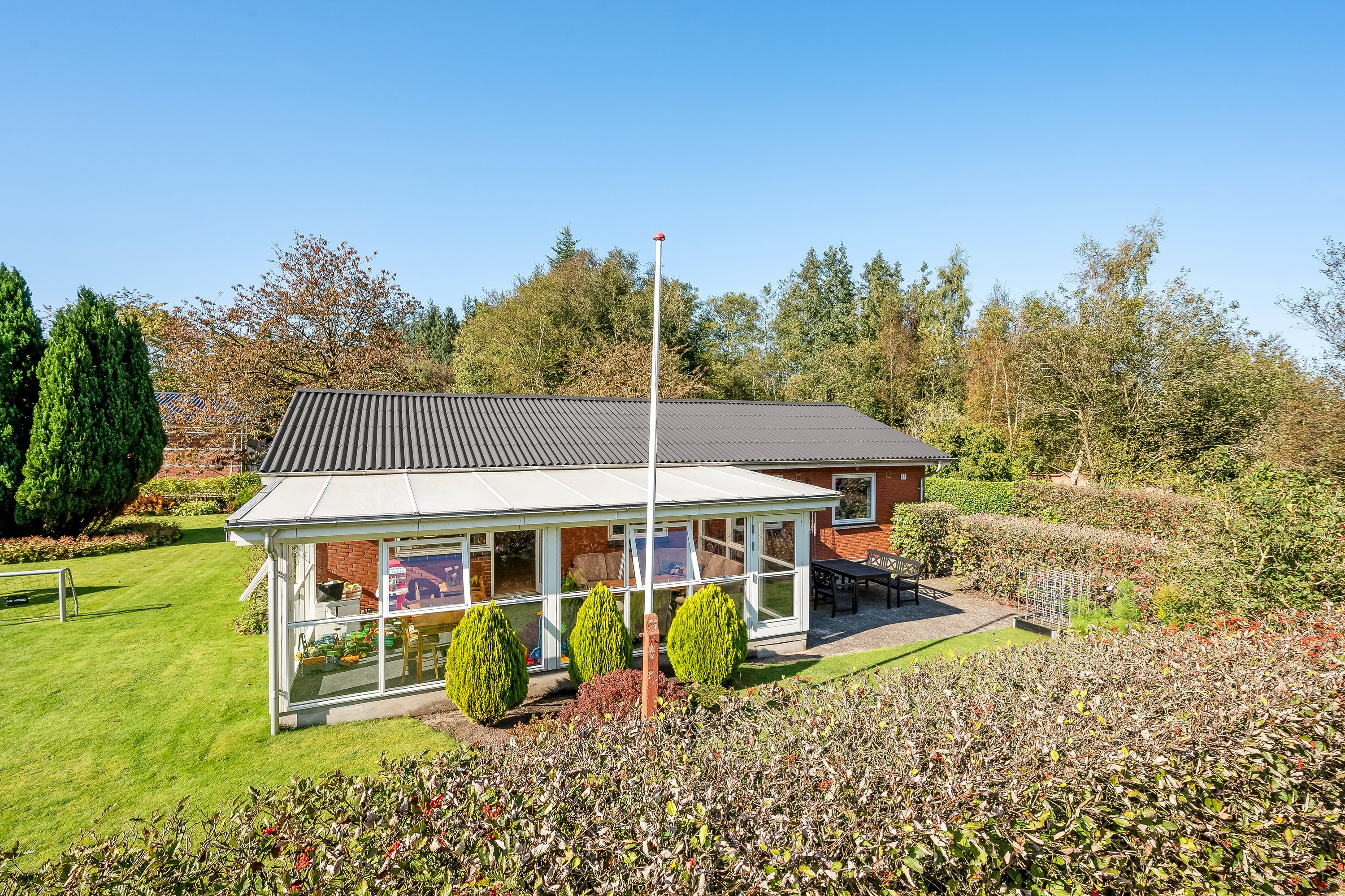 Fremhævet facade billede i fuldskærmstilstand. Billede af Lille Fiskbækvej 12, Fiskbæk, 6920 Videbæk