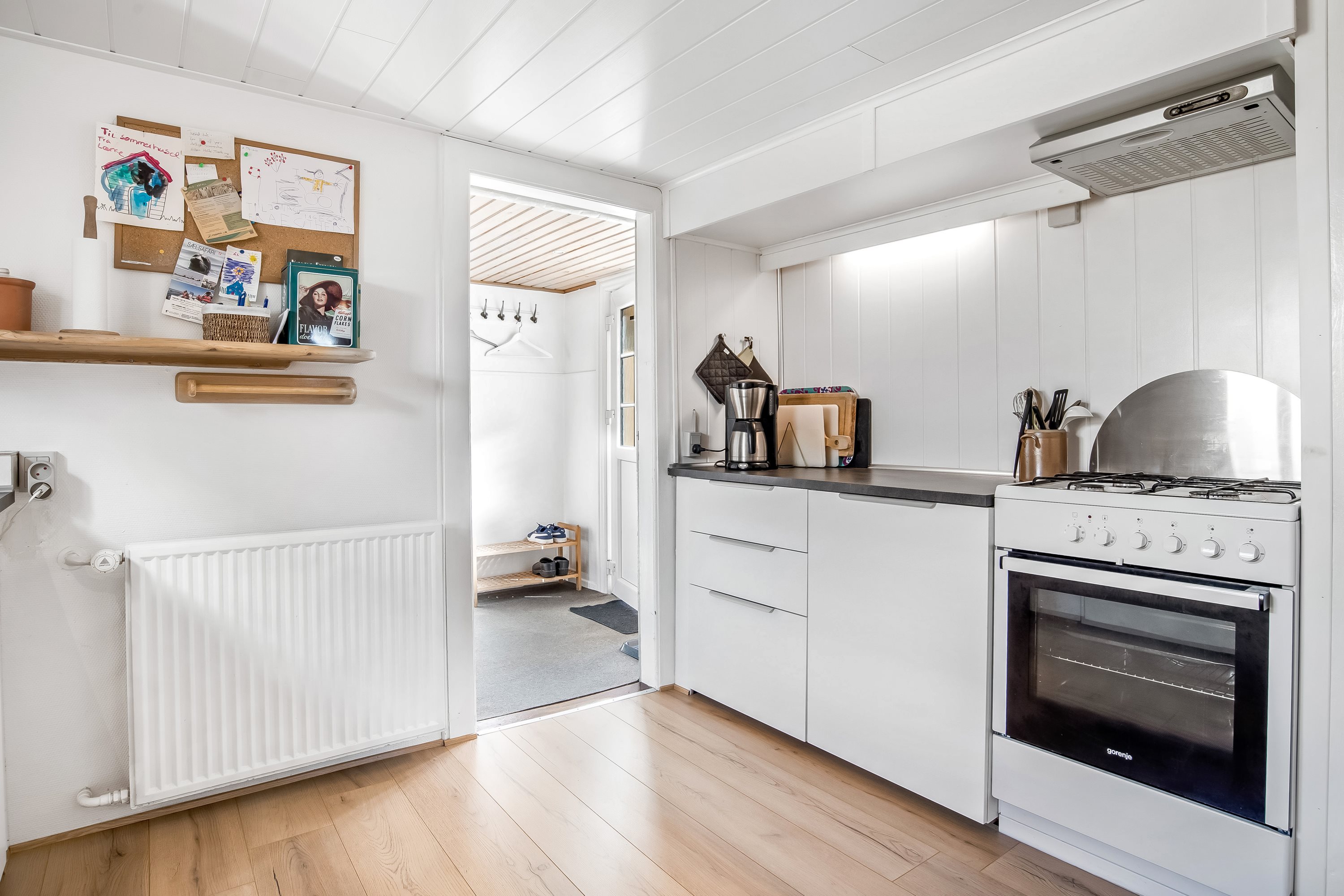 Fremhævet køkken billede i fuldskærmstilstand. Billede af Manøvej 9, 7680 Thyborøn