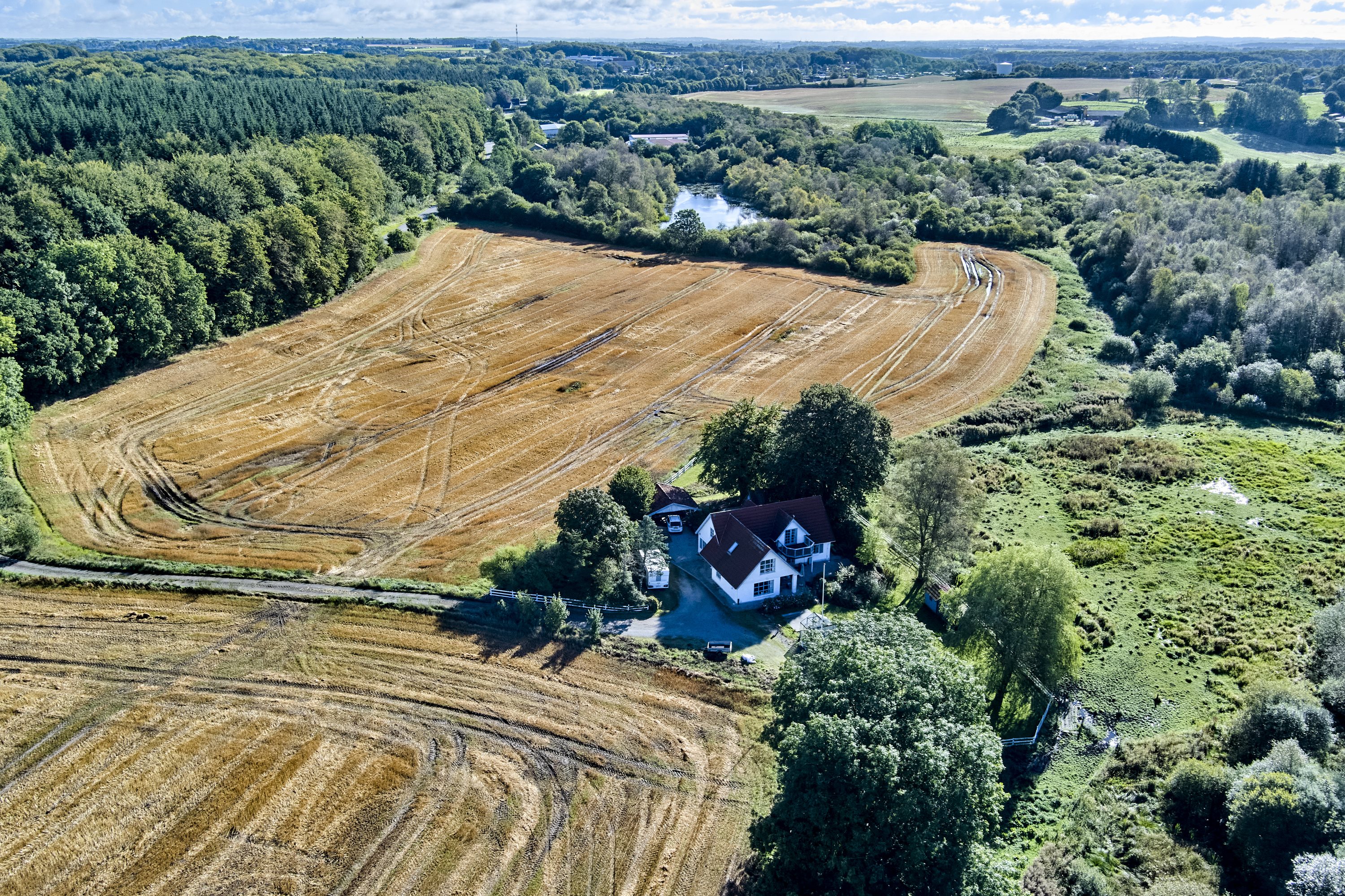 Fremhævet  billede i fuldskærmstilstand. Billede af Raskvej 50, 8763 Rask Mølle