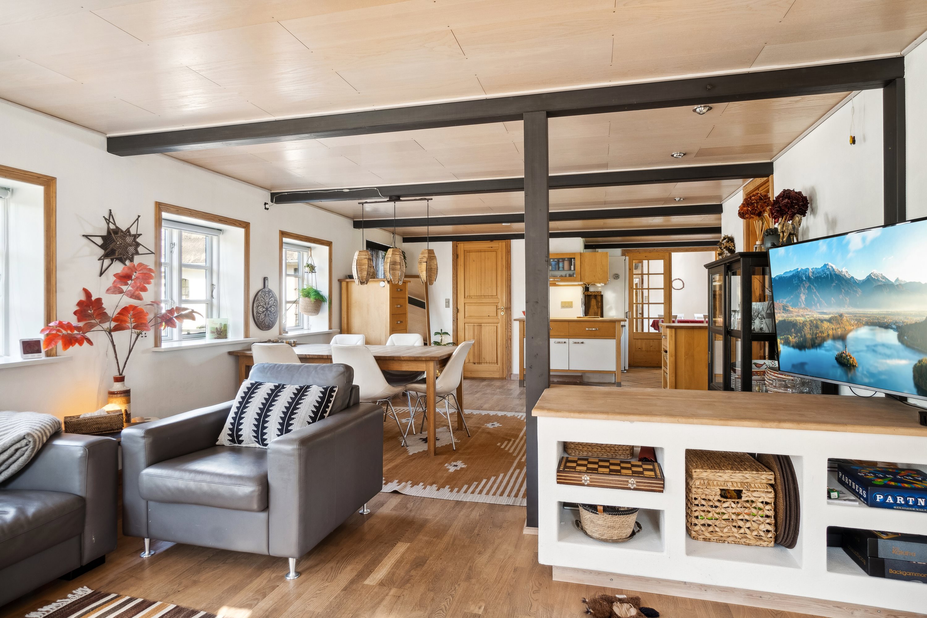 Fremhævet stue billede i fuldskærmstilstand. Billede af Tingvejen 57, 4400 Kalundborg