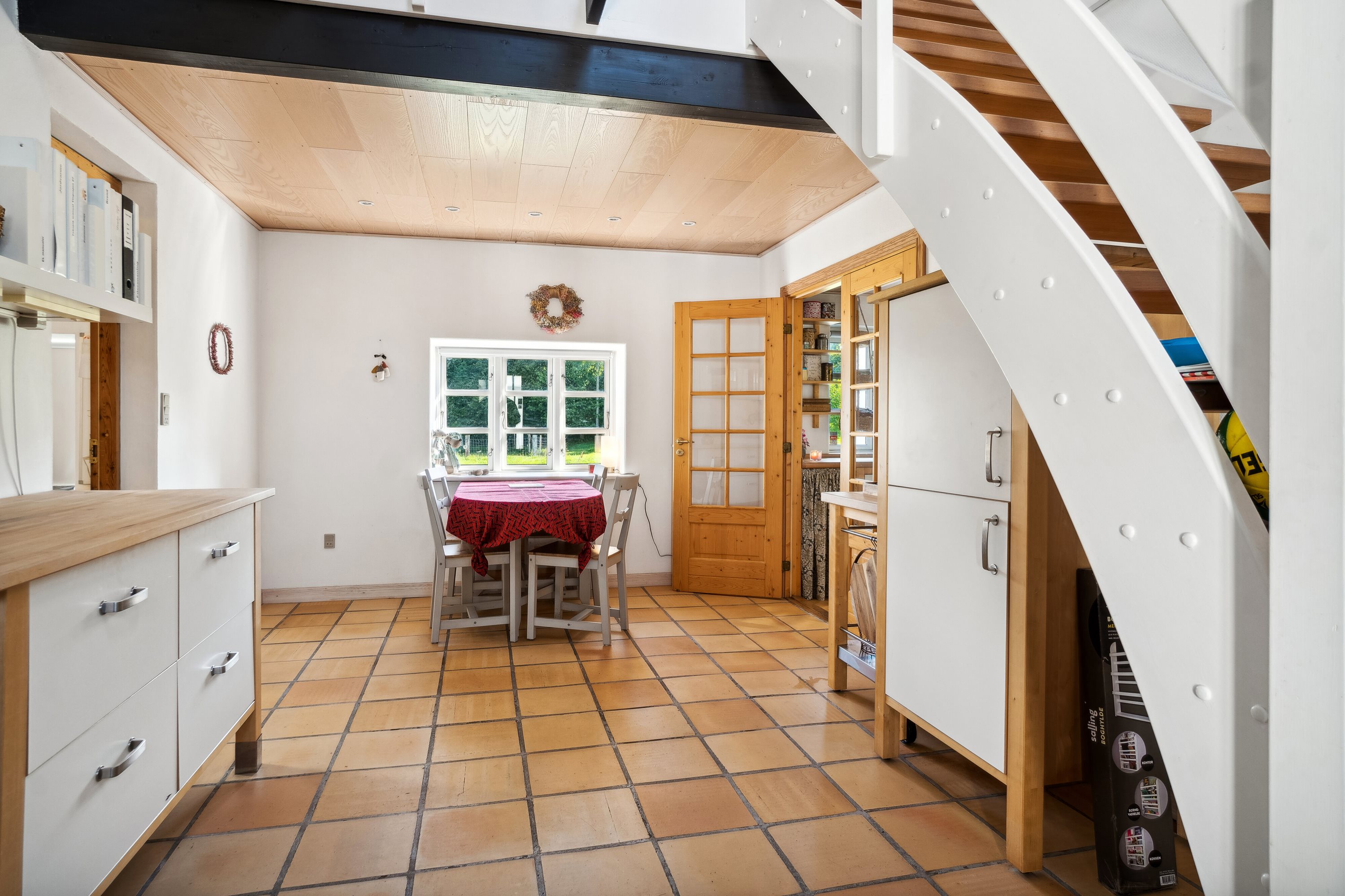 Fremhævet indendørs billede i fuldskærmstilstand. Billede af Tingvejen 57, 4400 Kalundborg