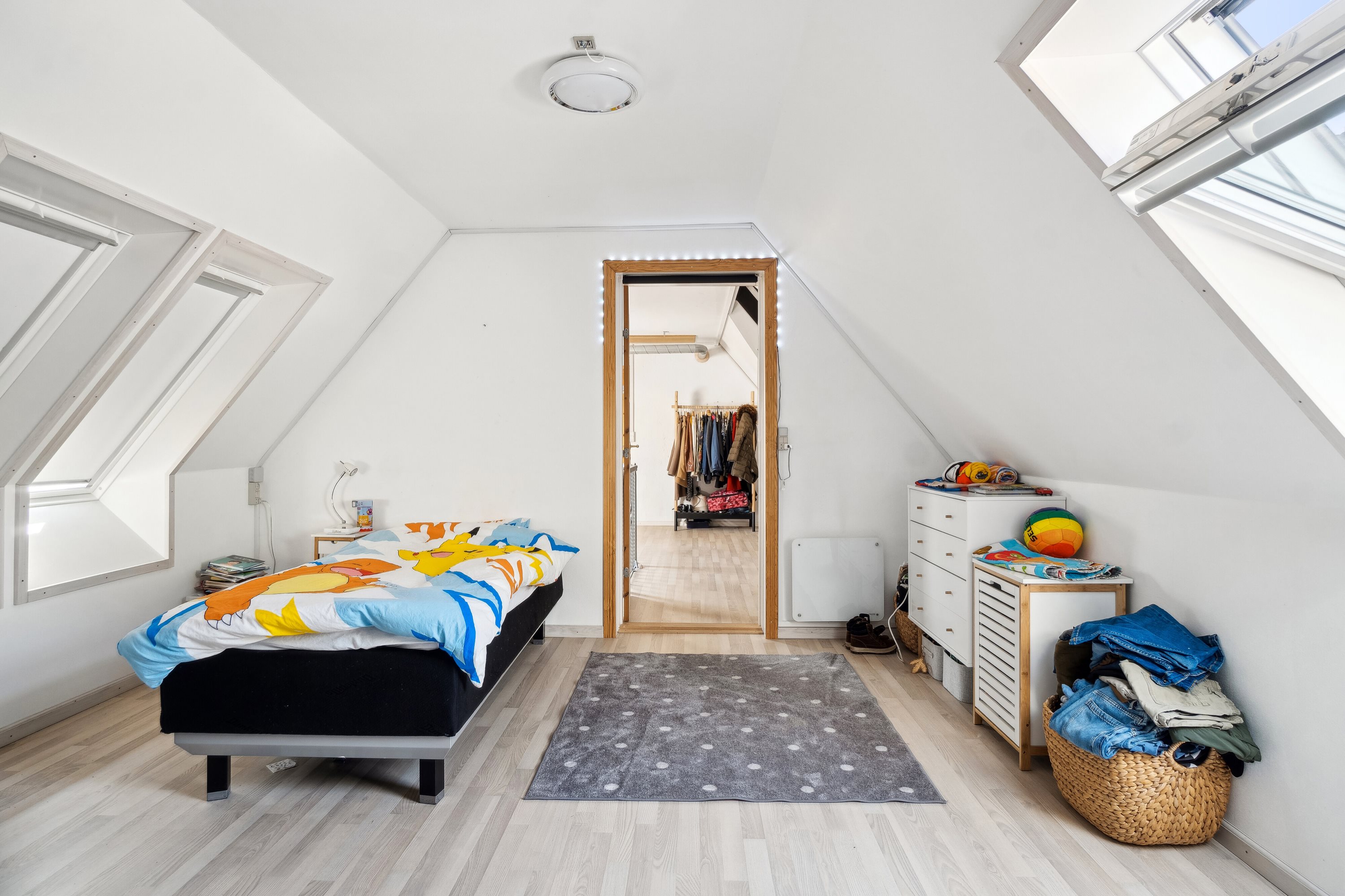 Fremhævet soveværelse billede i fuldskærmstilstand. Billede af Tingvejen 57, 4400 Kalundborg