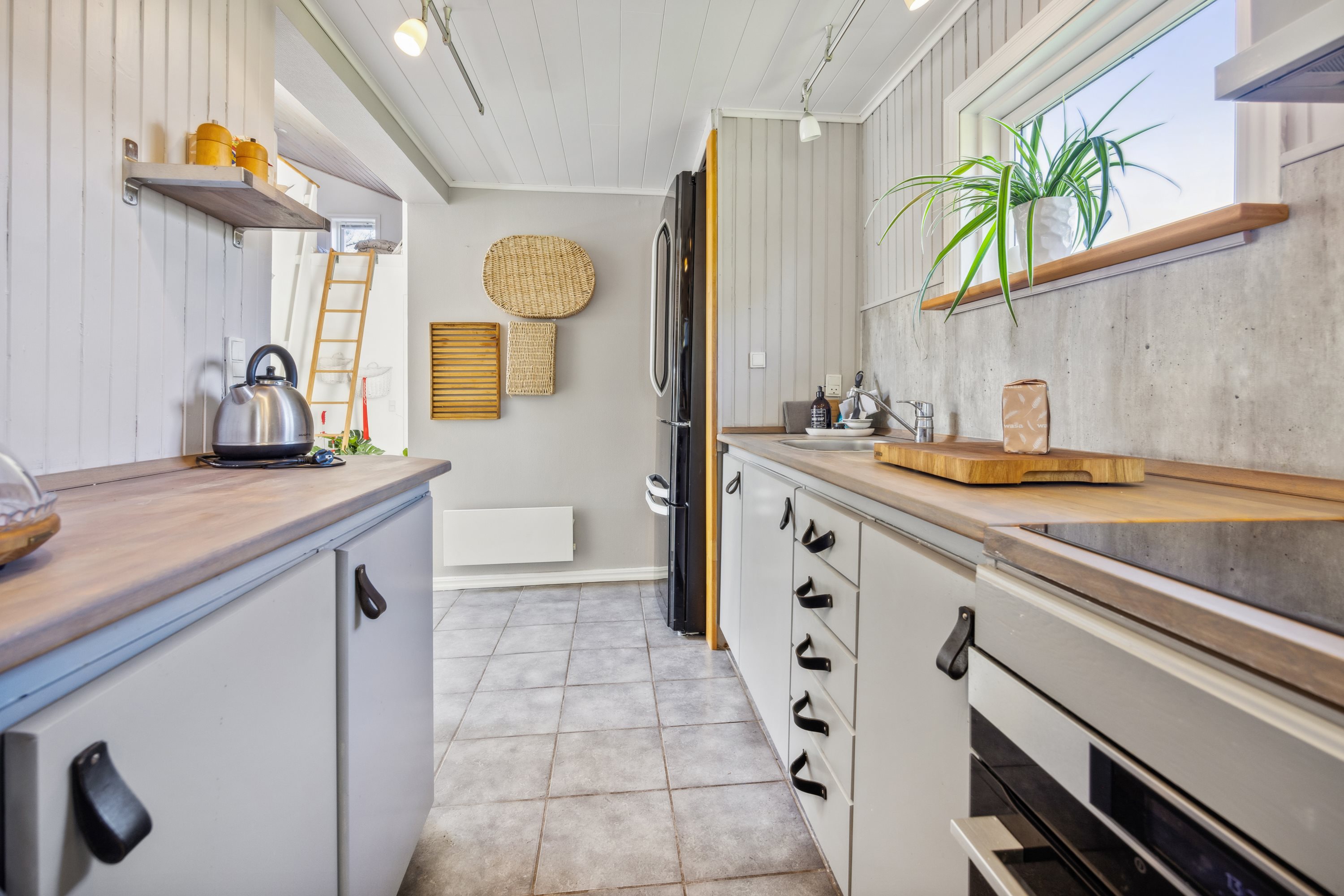 Fremhævet køkken billede i fuldskærmstilstand. Billede af Jupitervej 16, Gl Bisnap, 9370 Hals