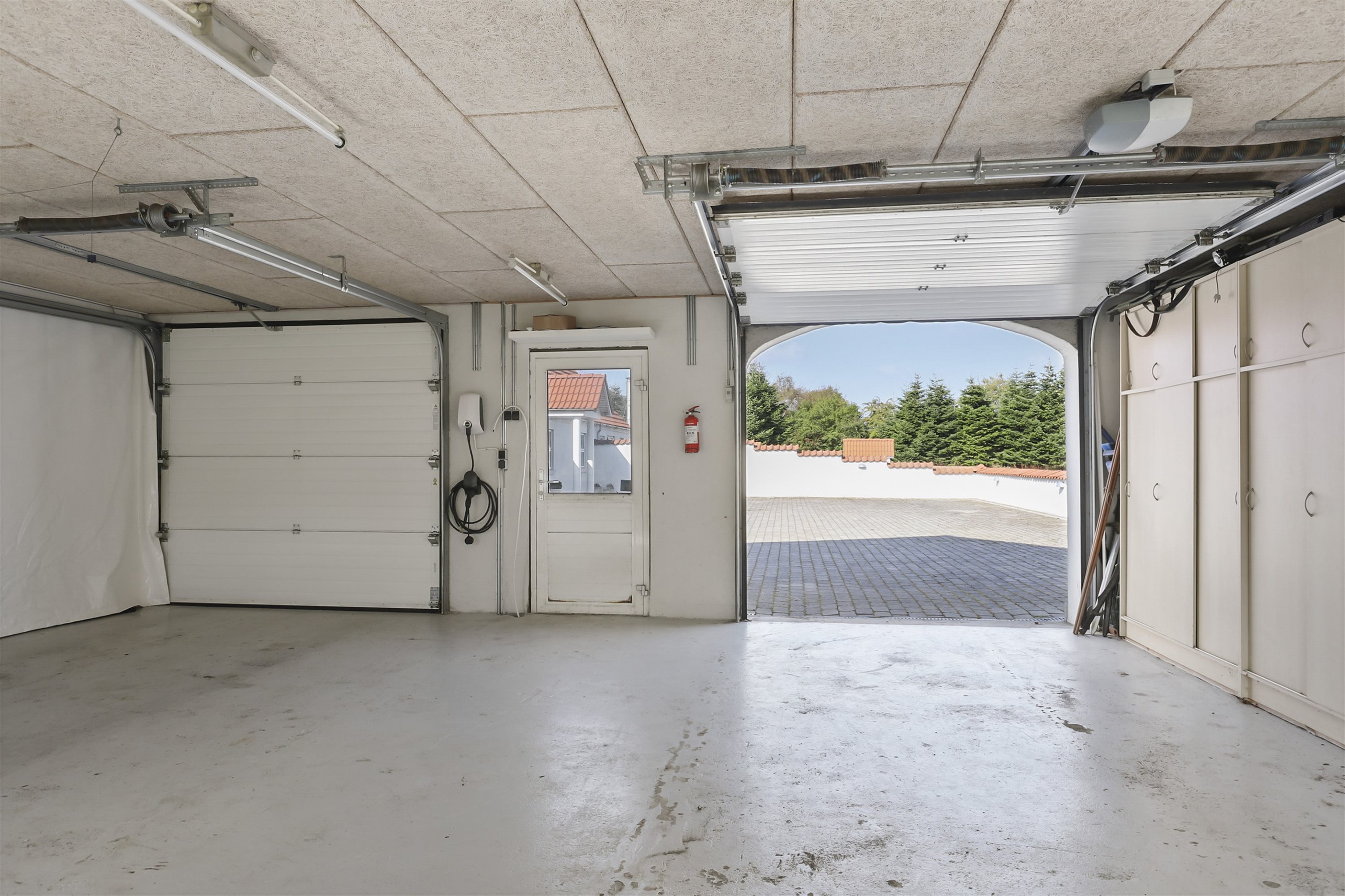 Fremhævet garage billede i fuldskærmstilstand. Billede af Milbakvej 64, 9381 Sulsted