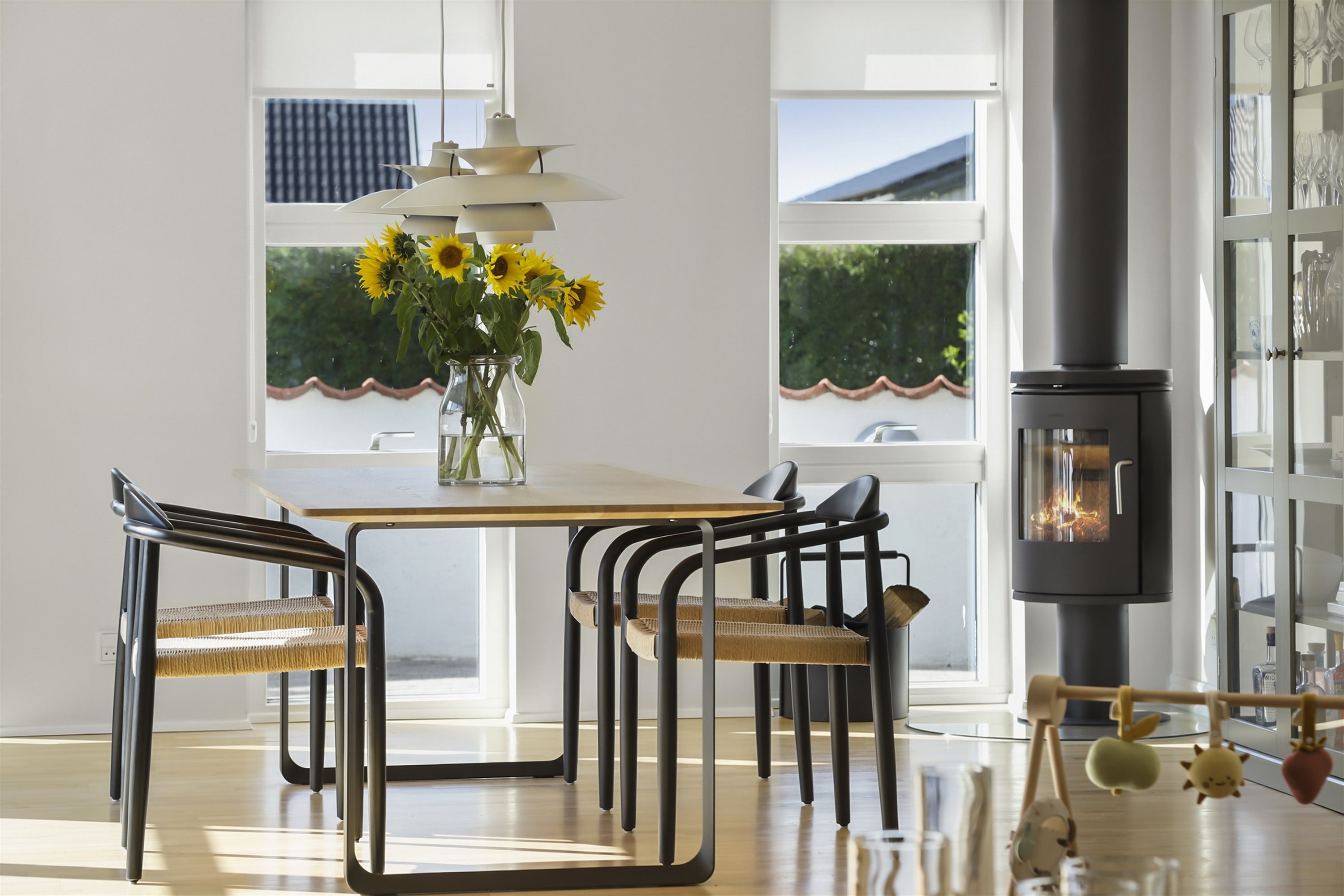 Fremhævet stue billede i fuldskærmstilstand. Billede af Milbakvej 64, 9381 Sulsted