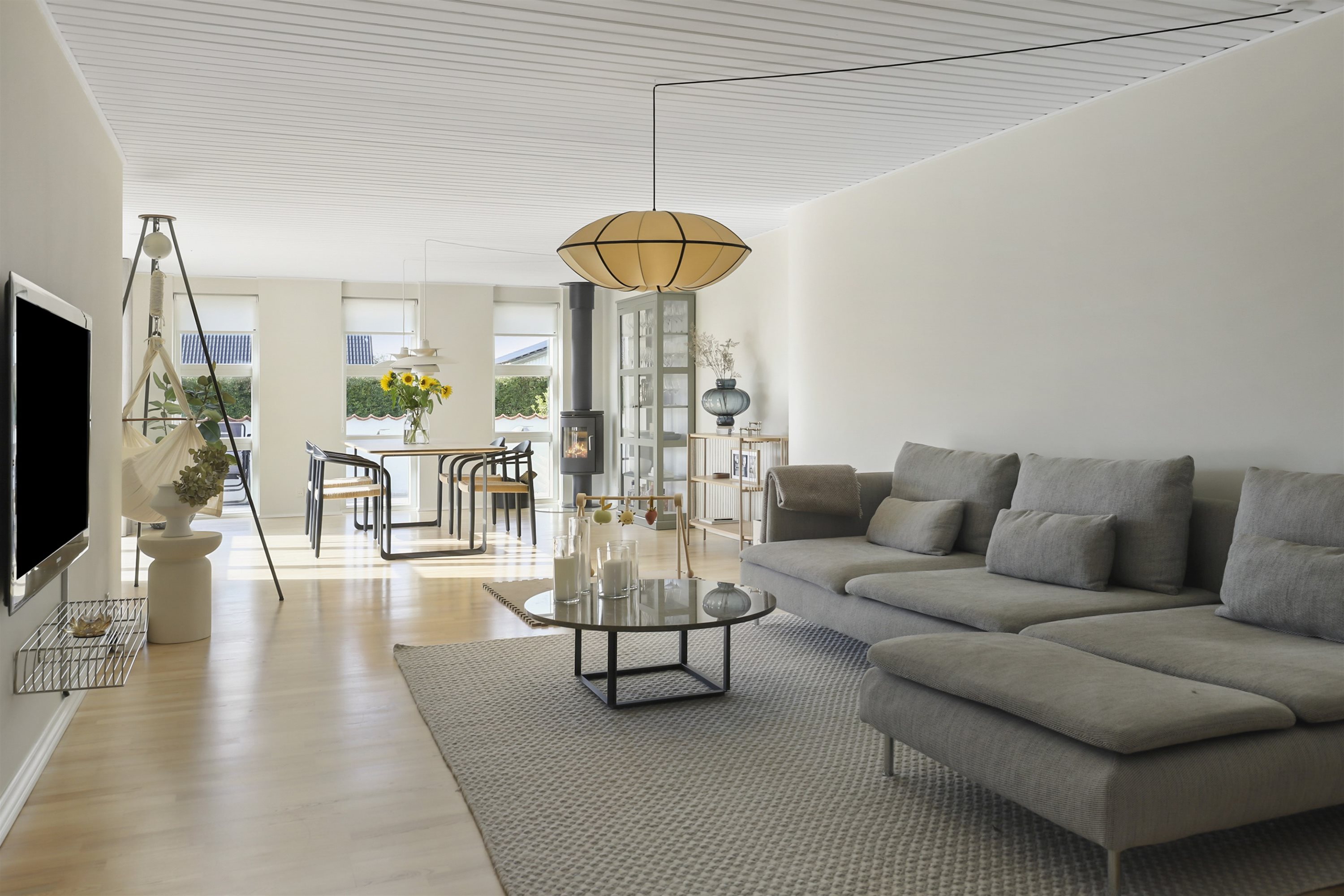 Fremhævet stue billede i fuldskærmstilstand. Billede af Milbakvej 64, 9381 Sulsted