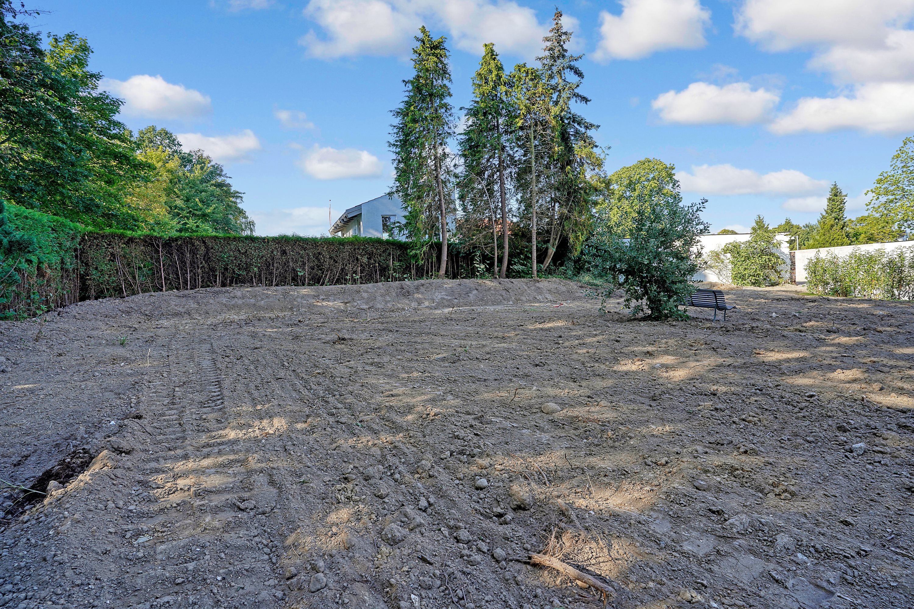 Fremhævet grund billede i fuldskærmstilstand. Billede af Strand Alle 11, 3050 Humlebæk