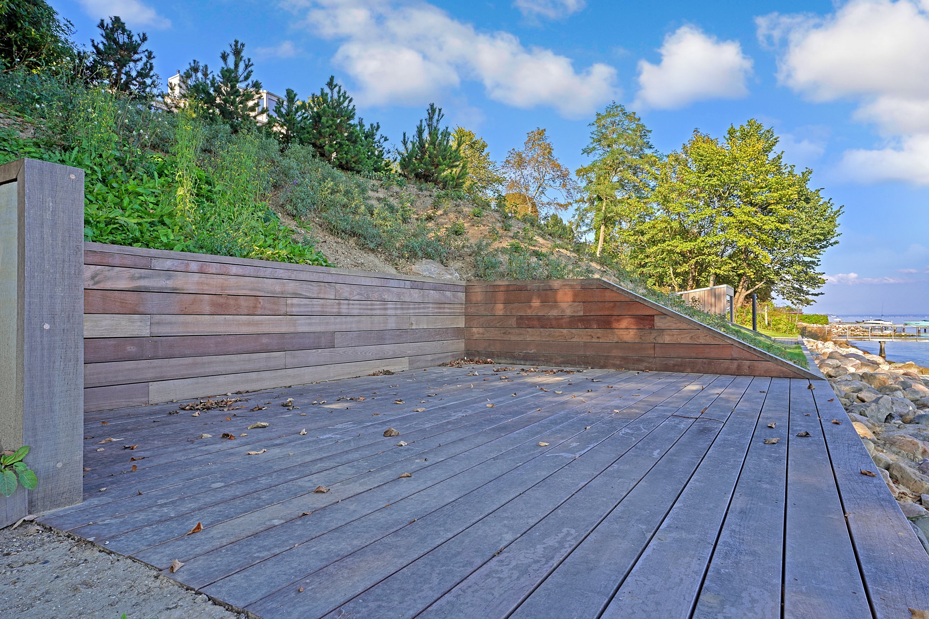 Fremhævet terrasse billede i fuldskærmstilstand. Billede af Strand Alle 11, 3050 Humlebæk