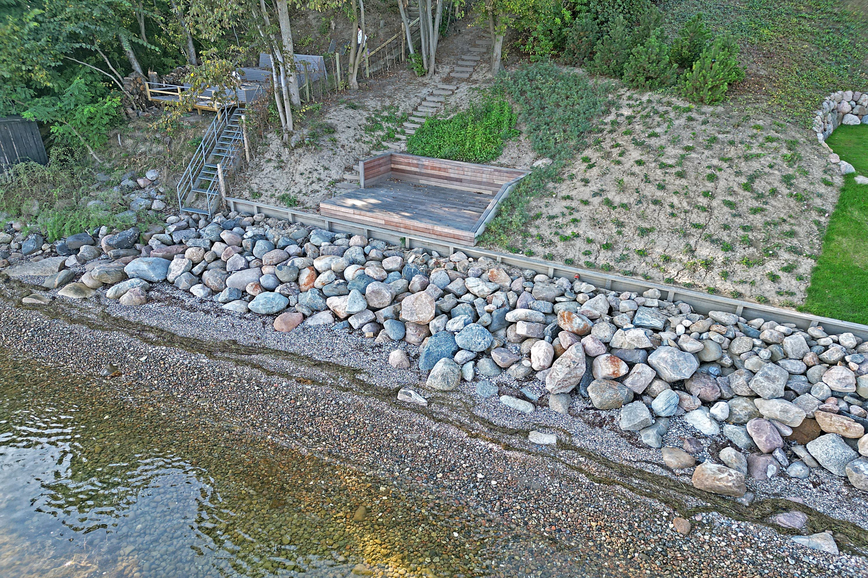 Fremhævet luftfoto billede i fuldskærmstilstand. Billede af Strand Alle 11, 3050 Humlebæk