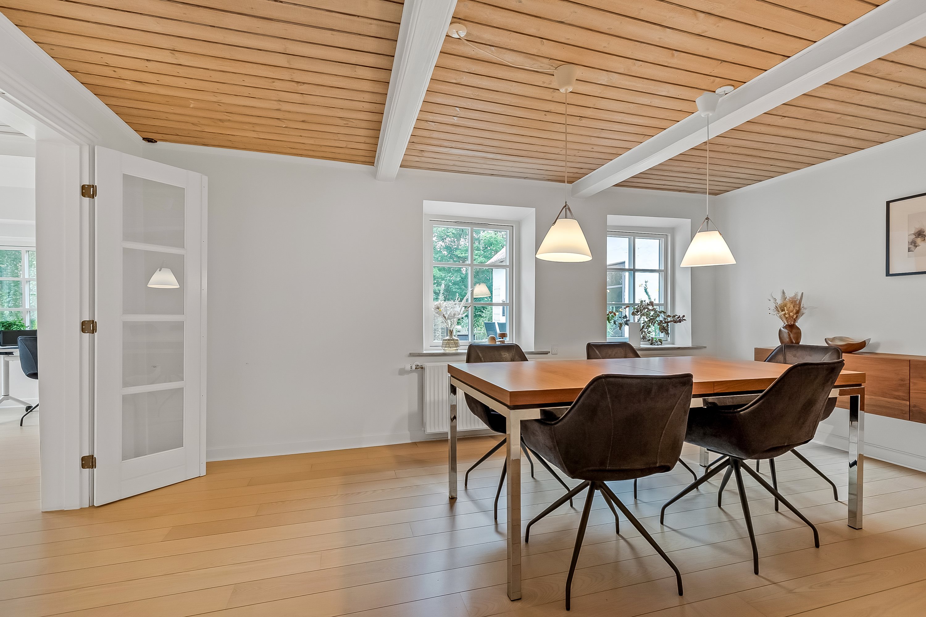 Fremhævet spisestue billede i fuldskærmstilstand. Billede af Ny Østerbyvej 3, 6580 Vamdrup