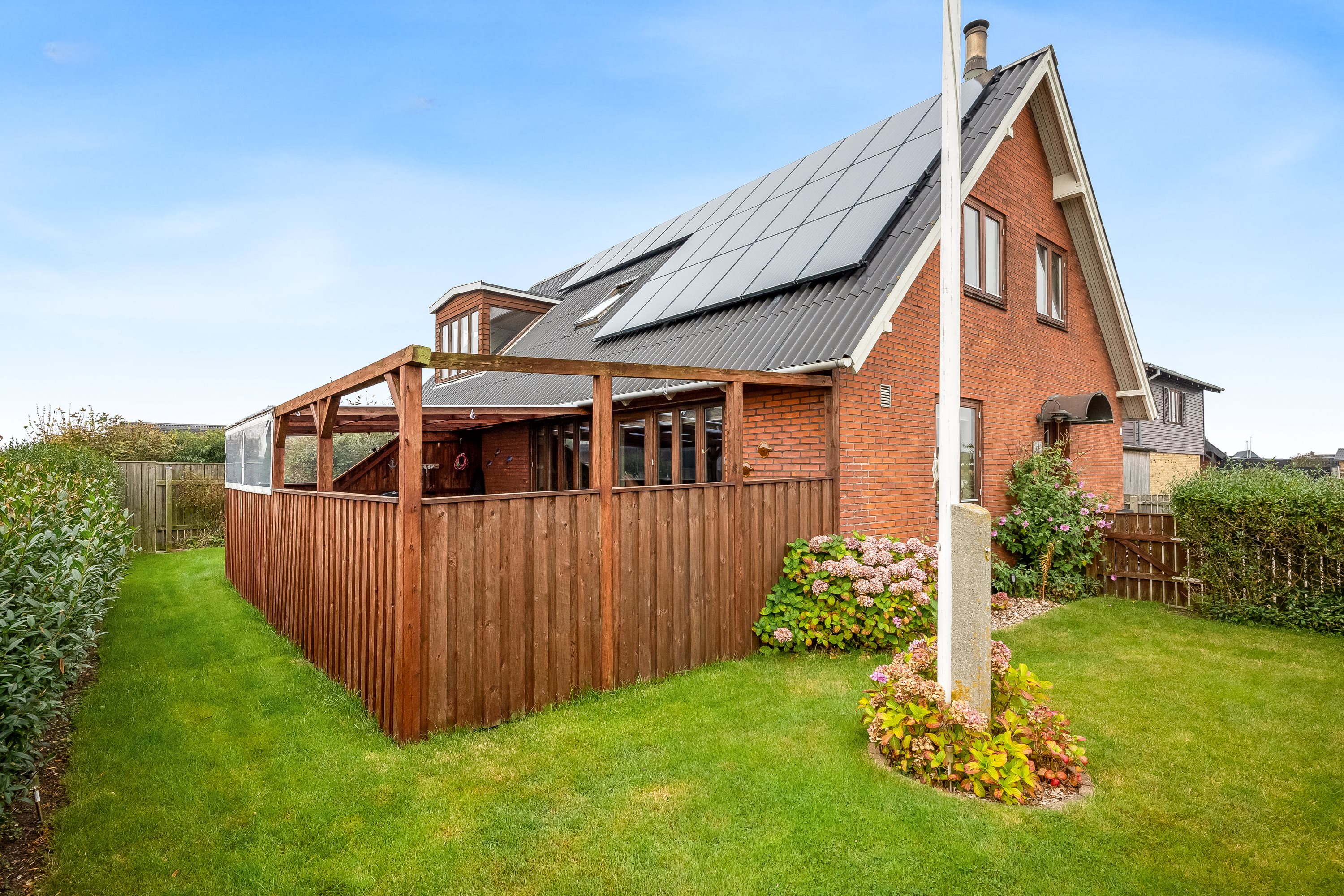 Fremhævet have billede i fuldskærmstilstand. Billede af Drosselvej 2, 7680 Thyborøn