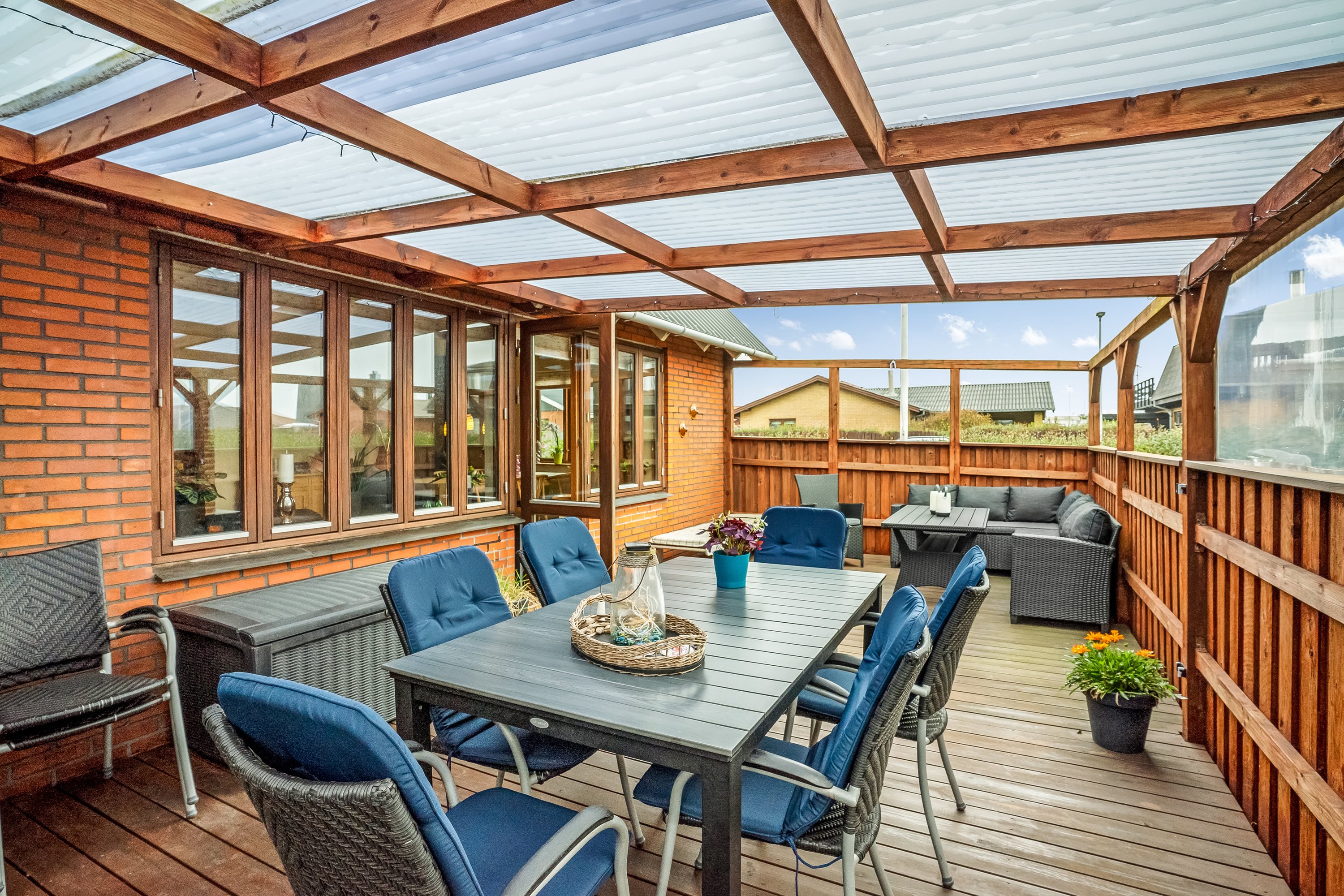 Fremhævet overdækket terrasse billede i fuldskærmstilstand. Billede af Drosselvej 2, 7680 Thyborøn