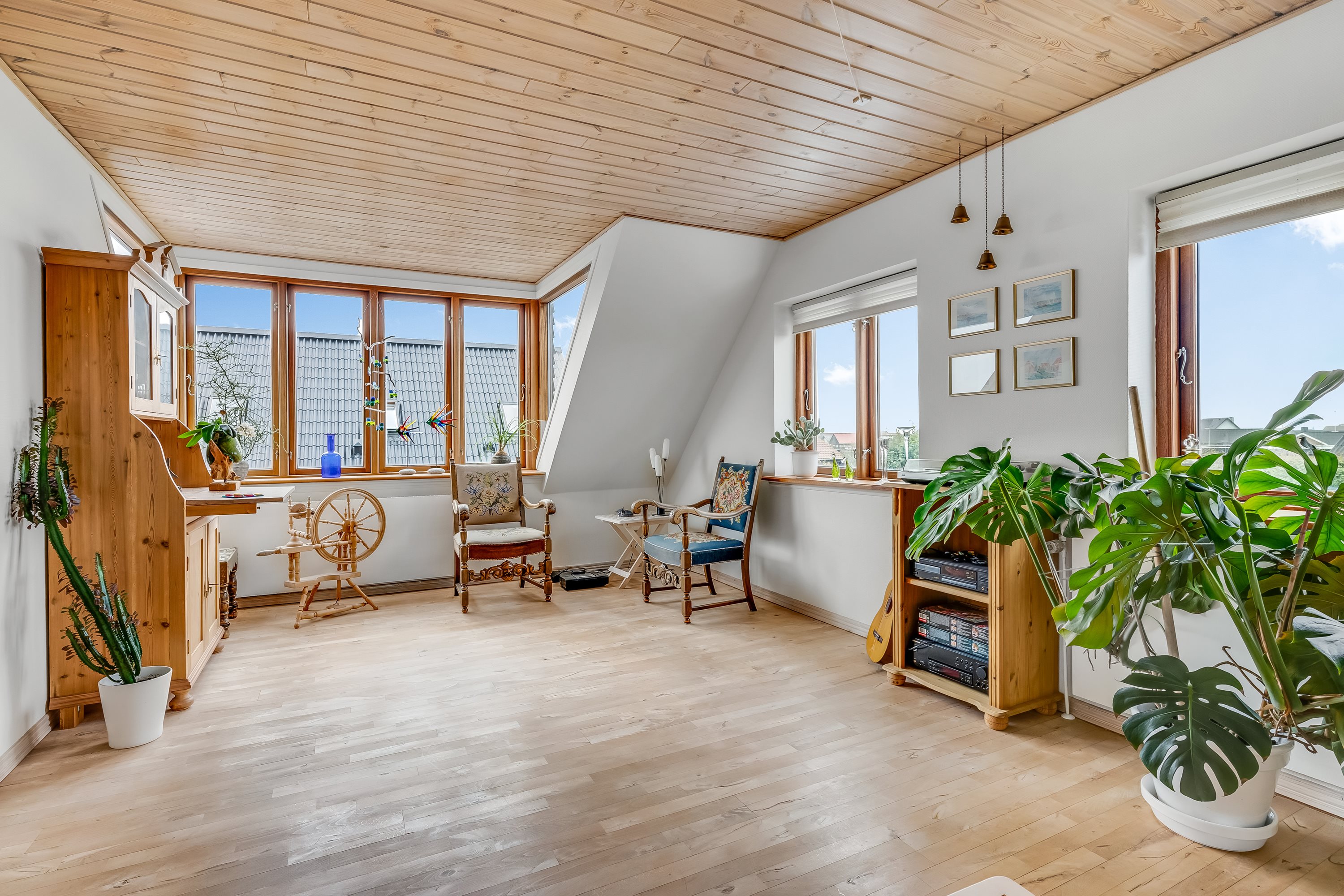 Fremhævet stue billede i fuldskærmstilstand. Billede af Drosselvej 2, 7680 Thyborøn