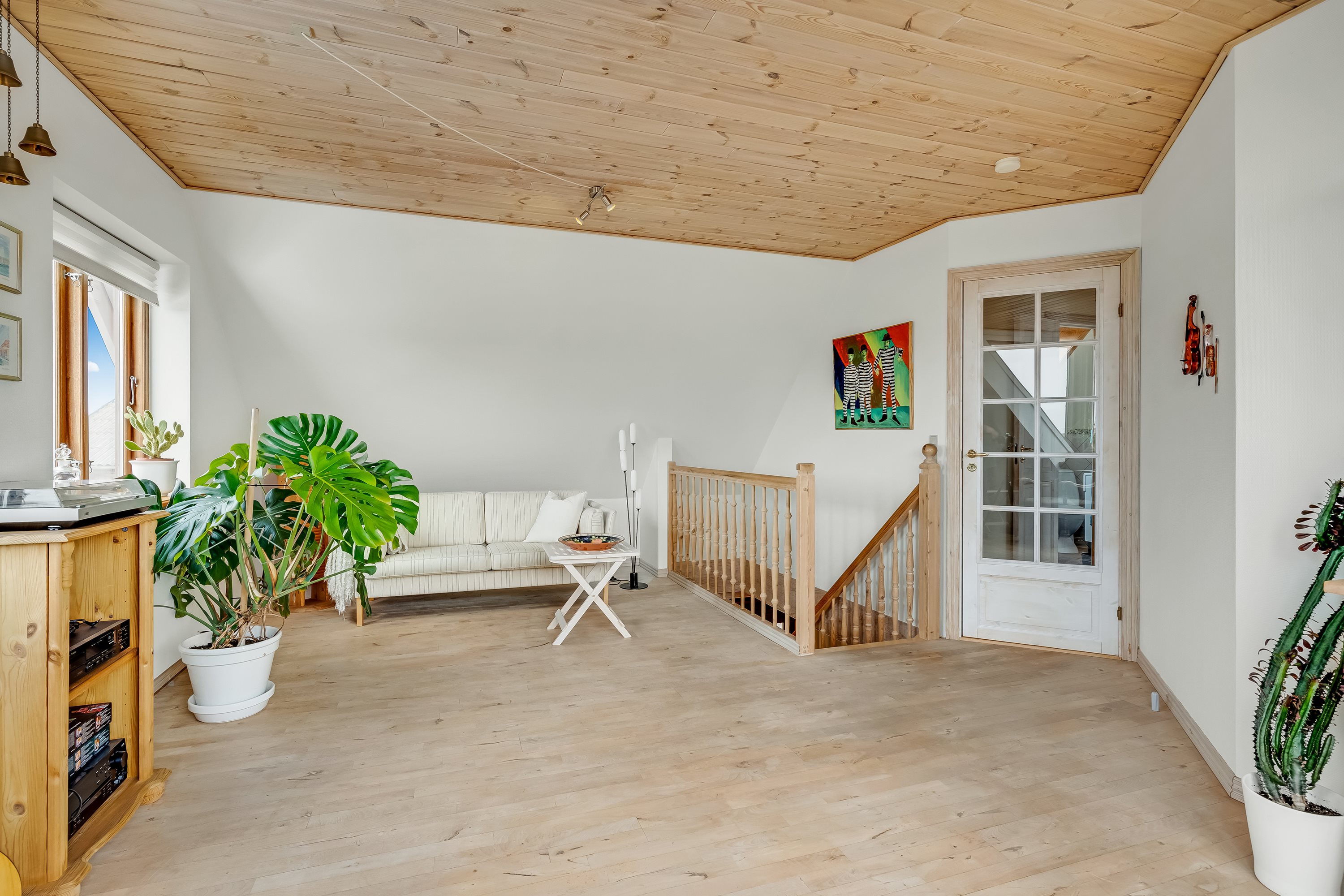 Fremhævet stue billede i fuldskærmstilstand. Billede af Drosselvej 2, 7680 Thyborøn