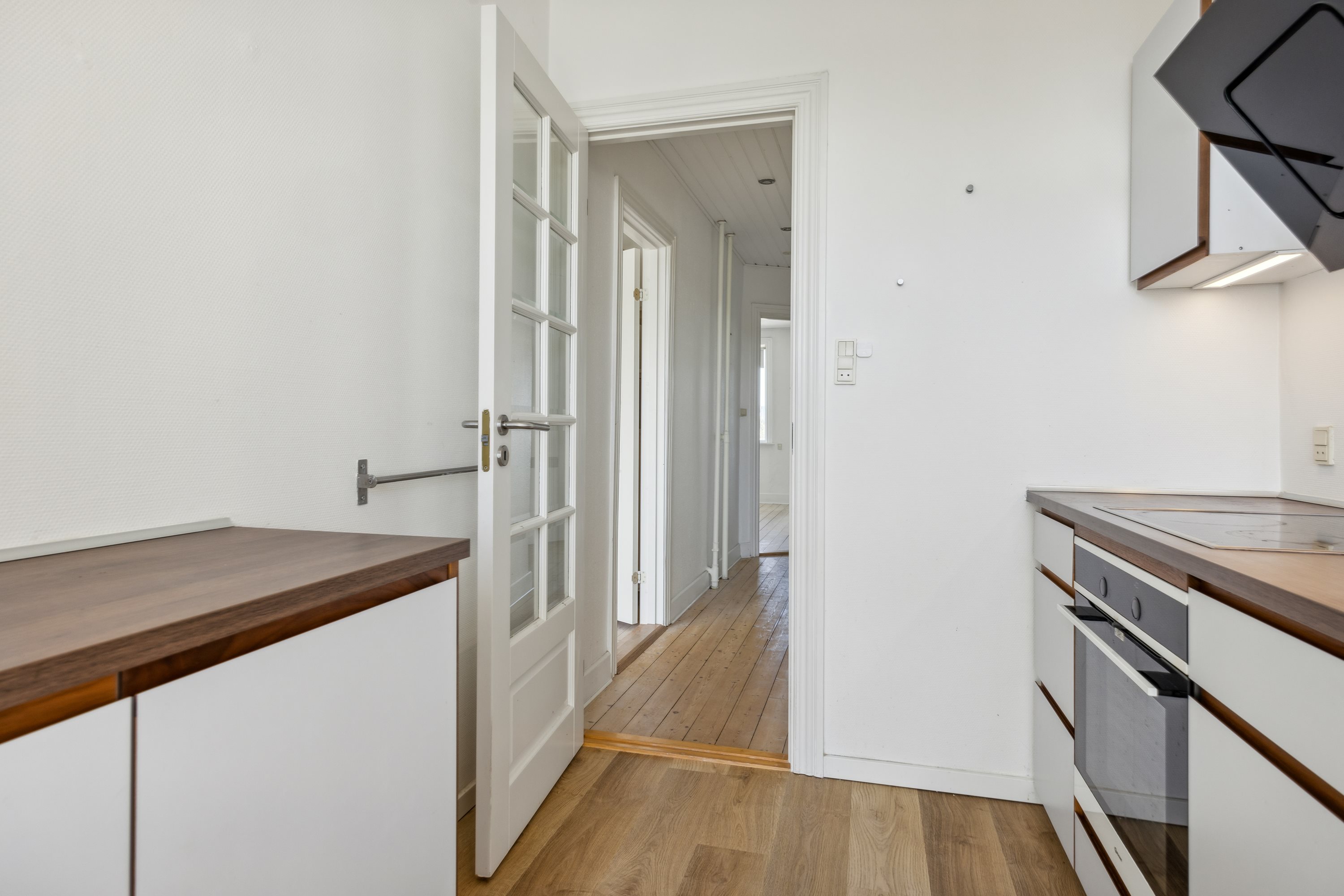 Fremhævet køkken billede i fuldskærmstilstand. Billede af Rolighedsvej 7A, 1. th., 9400 Nørresundby