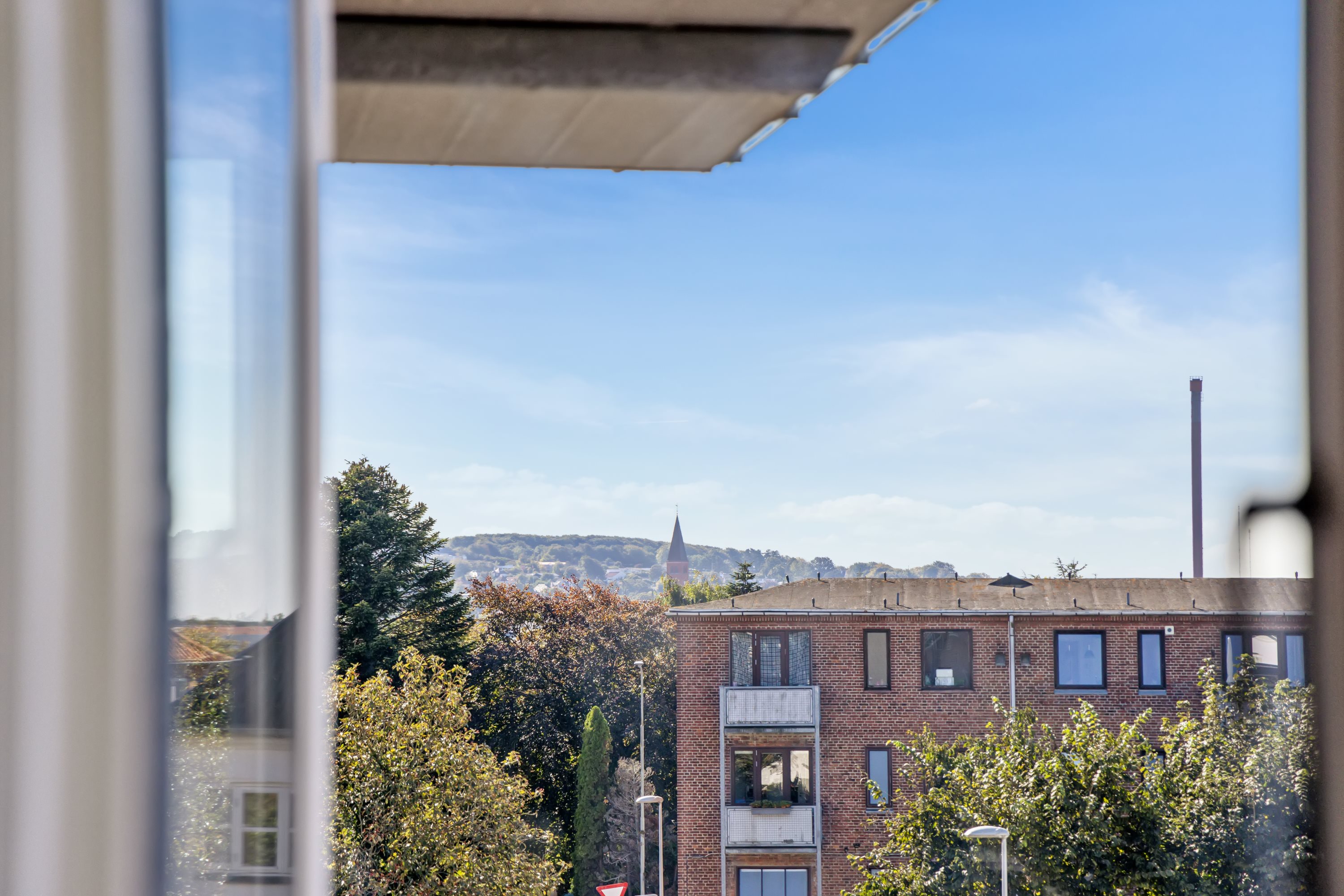 Miniaturebillede 1: udsigt. Billede af Rolighedsvej 7A, 1. th., 9400 Nørresundby