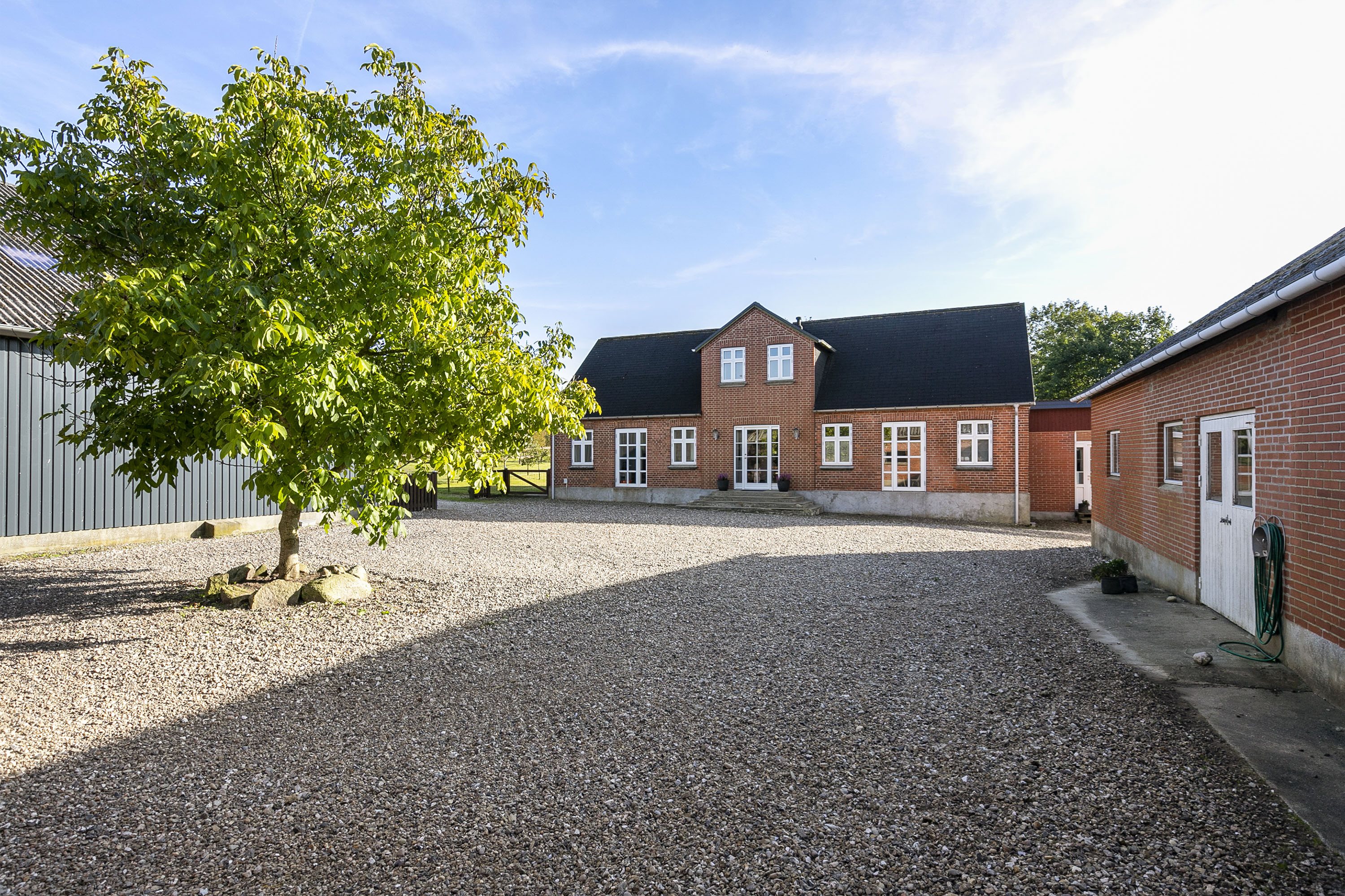 Fremhævet ejendommen billede i fuldskærmstilstand. Billede af Halkærvej 91, Skørbæk, 9240 Nibe