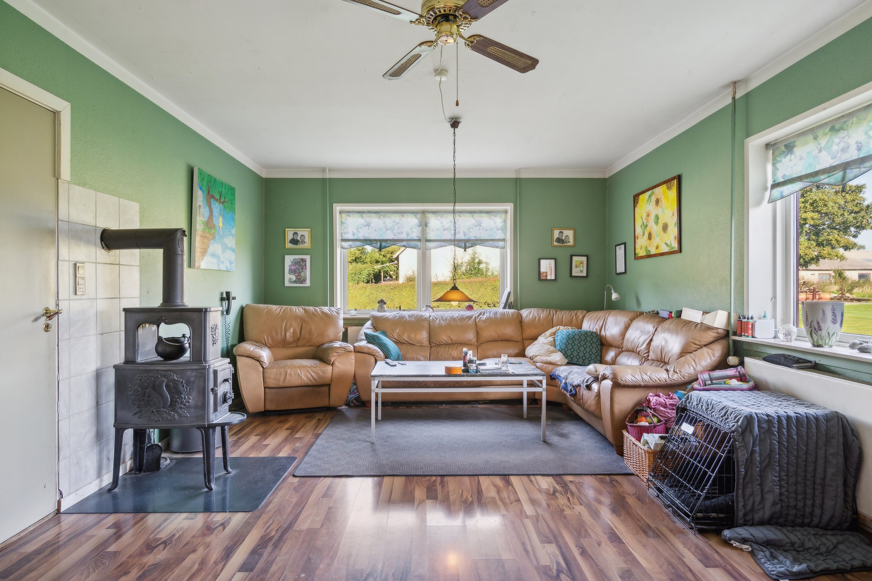 Fremhævet stue billede i fuldskærmstilstand. Billede af Fælledgårdsvej 15, Egeby, 5450 Otterup