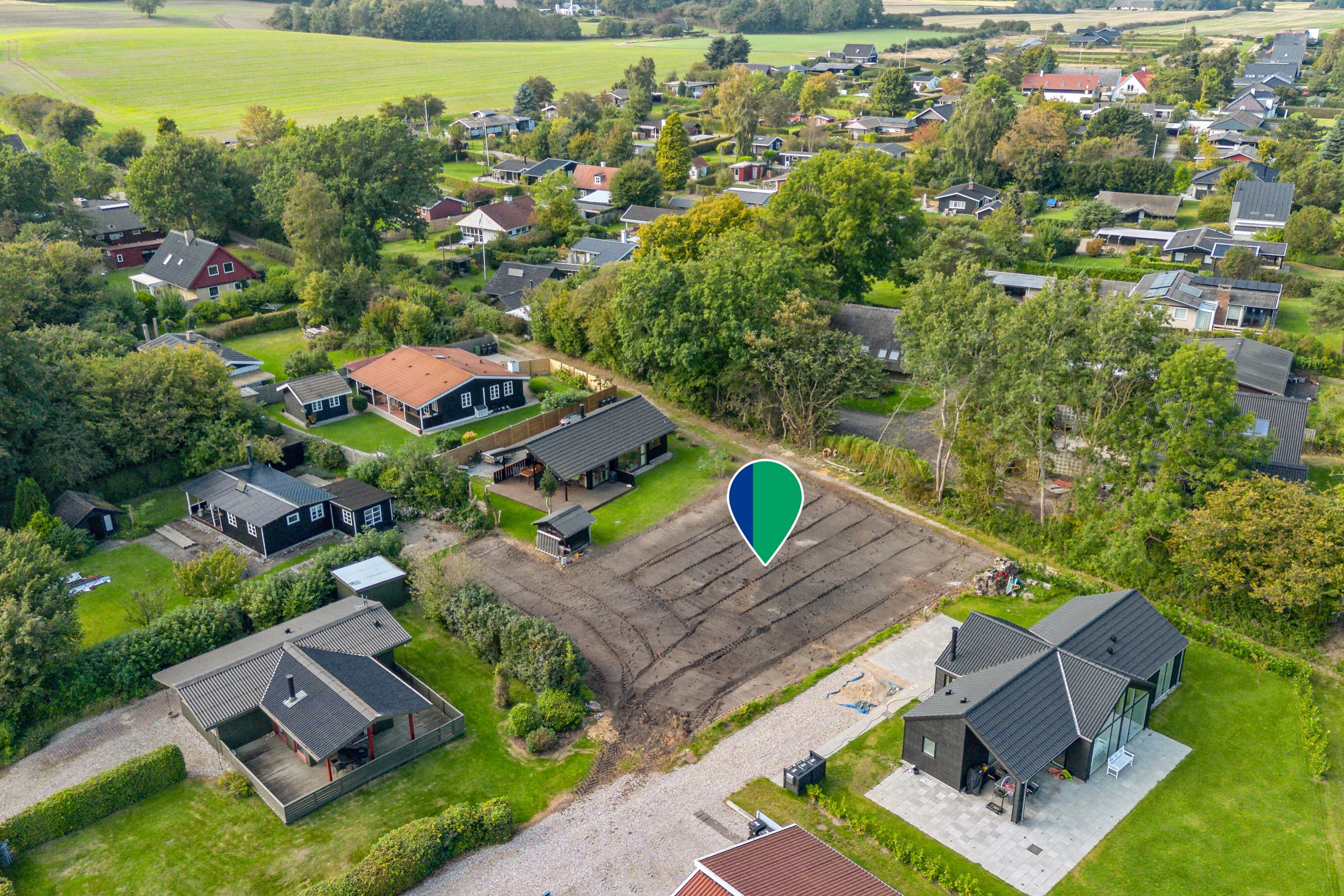 Fremhævet luftfoto billede i fuldskærmstilstand. Billede af Nøddestien 9, Slude Strand, 5871 Frørup