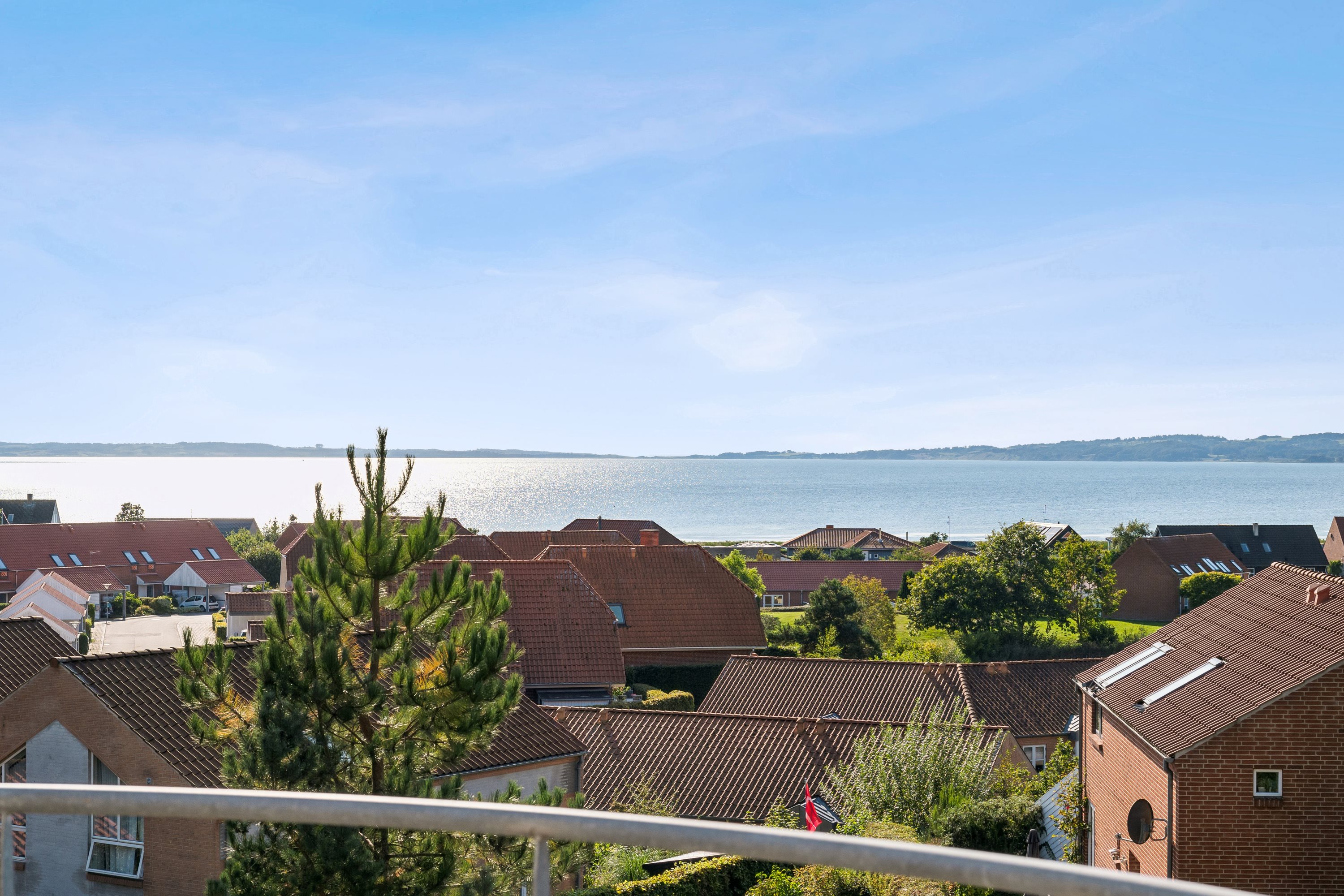 Villa: Udsigt på Søskrænten 29, Vibæk Strand, 8400 Ebeltoft