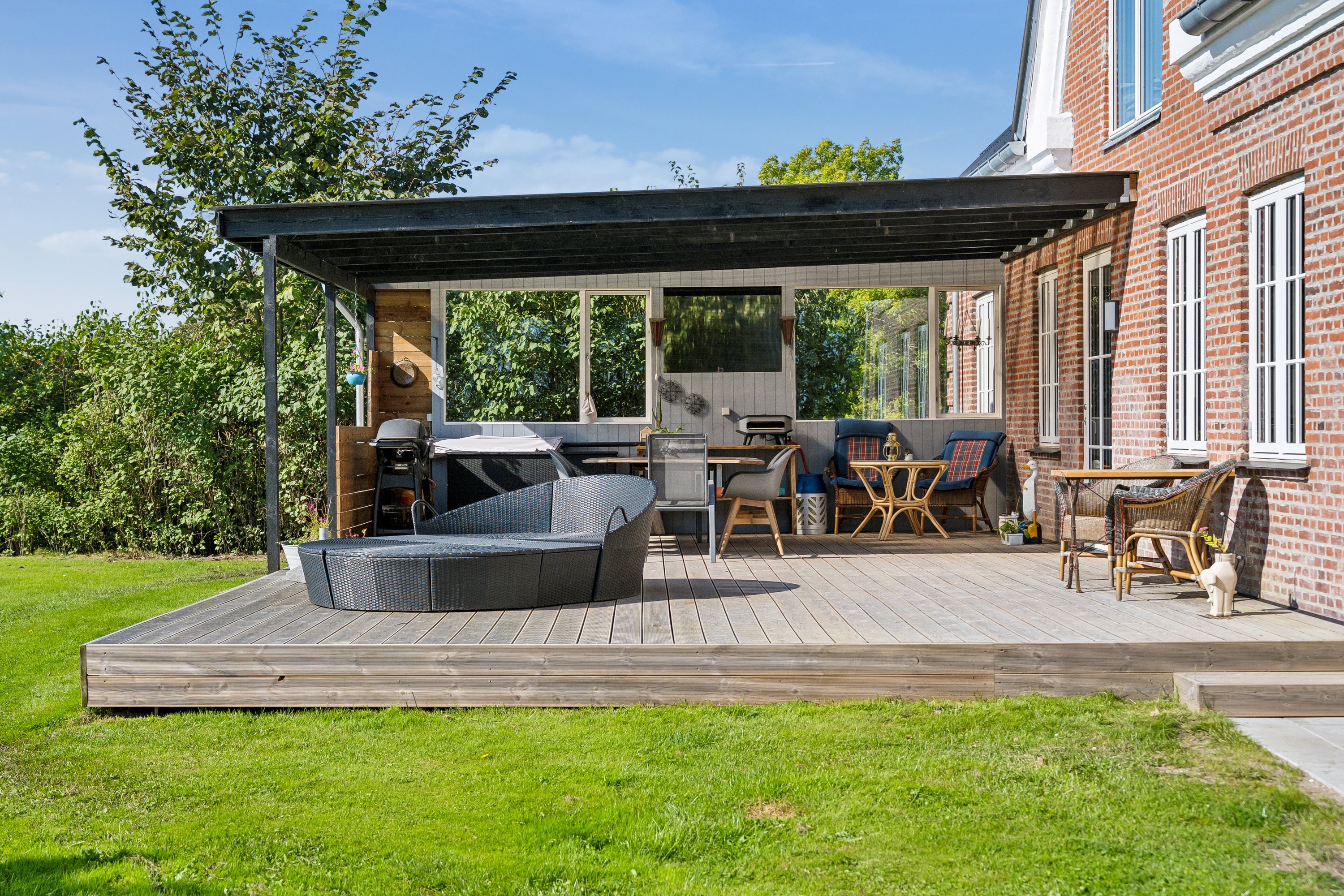 Fremhævet terrasse billede i fuldskærmstilstand. Billede af Savværksvej 2B, Oue, 9500 Hobro