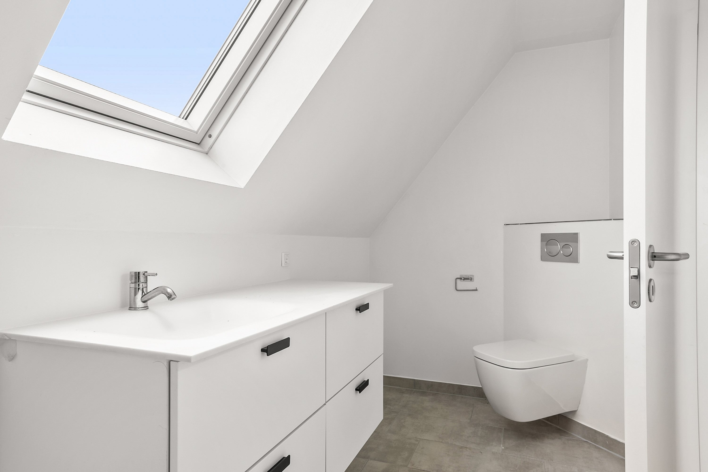 Fremhævet badeværelse billede i fuldskærmstilstand. Billede af Drosselvej 19, 6100 Haderslev