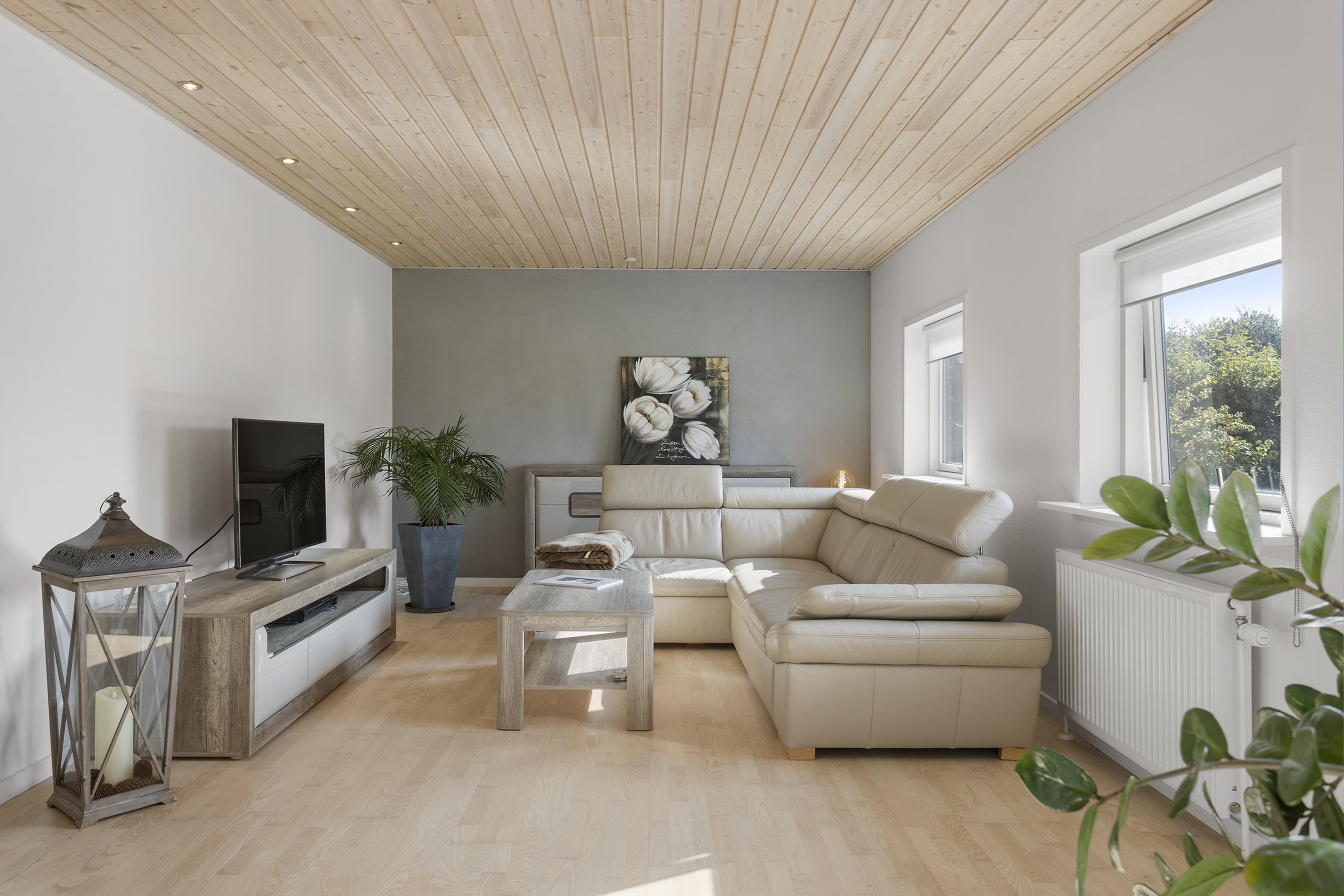 Fremhævet stue billede i fuldskærmstilstand. Billede af Skyttevej 8, 9900 Frederikshavn