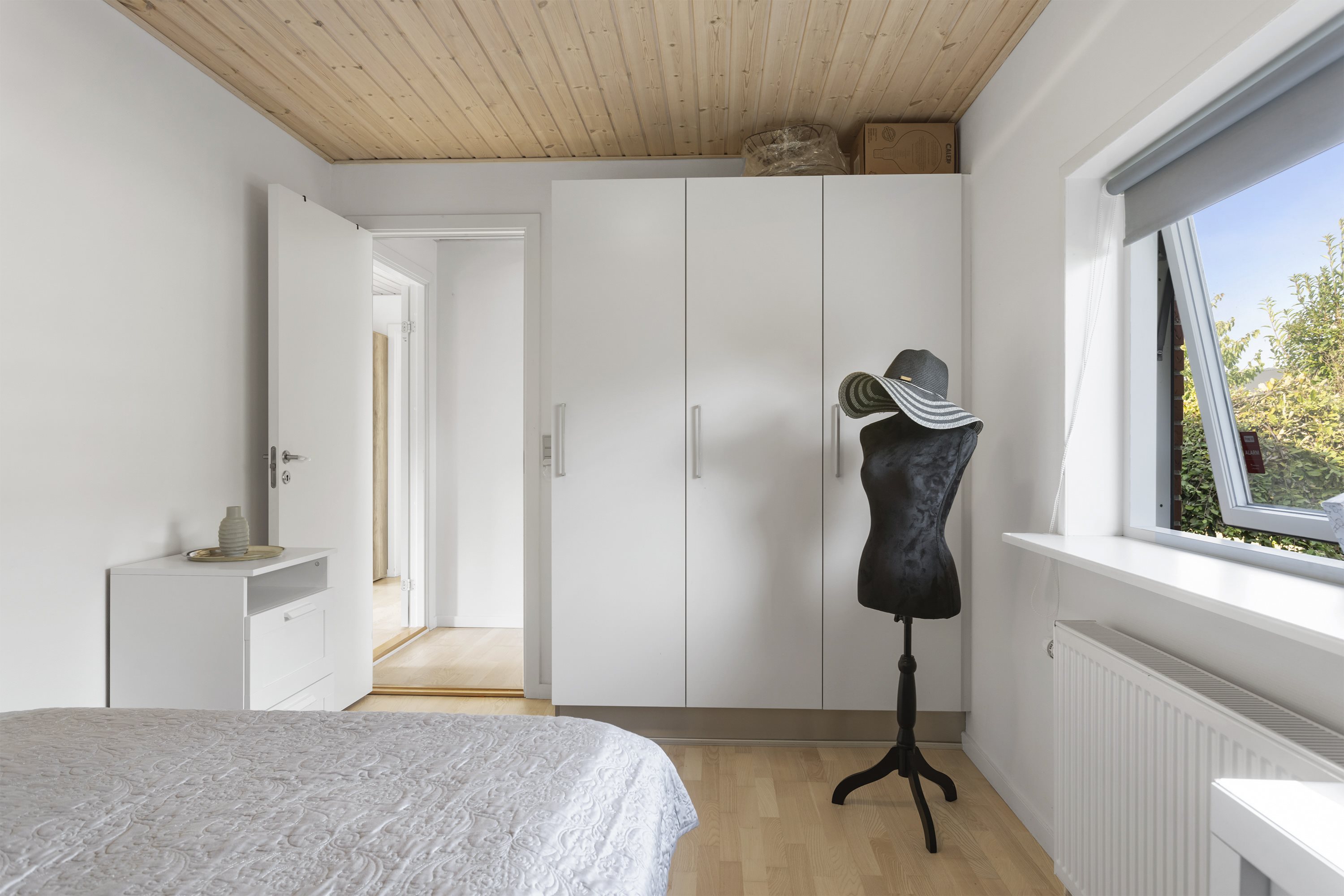 Fremhævet værelse billede i fuldskærmstilstand. Billede af Skyttevej 8, 9900 Frederikshavn