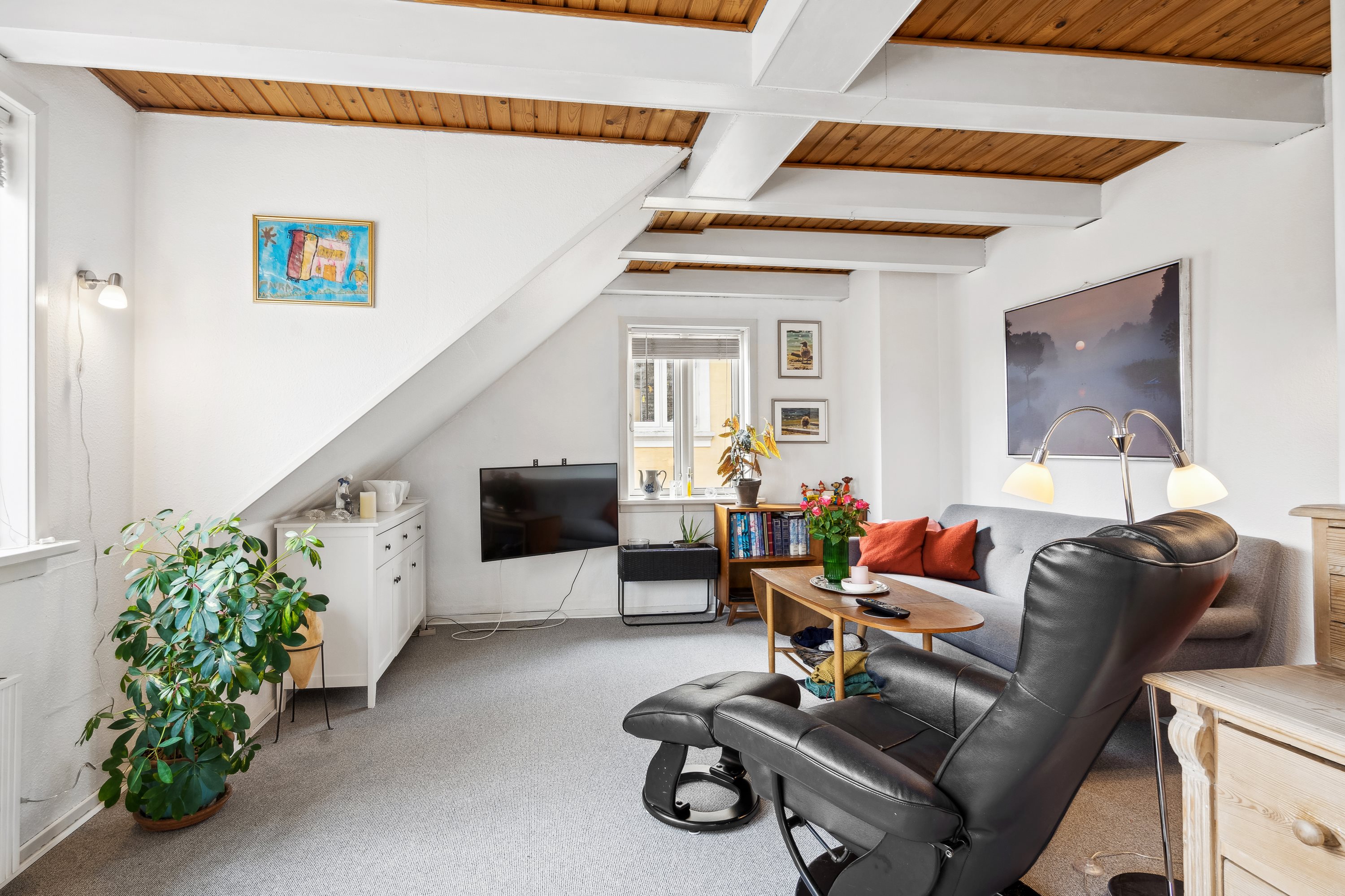 Fremhævet  billede i fuldskærmstilstand. Billede af Kongebakken 11A, 1., 5700 Svendborg