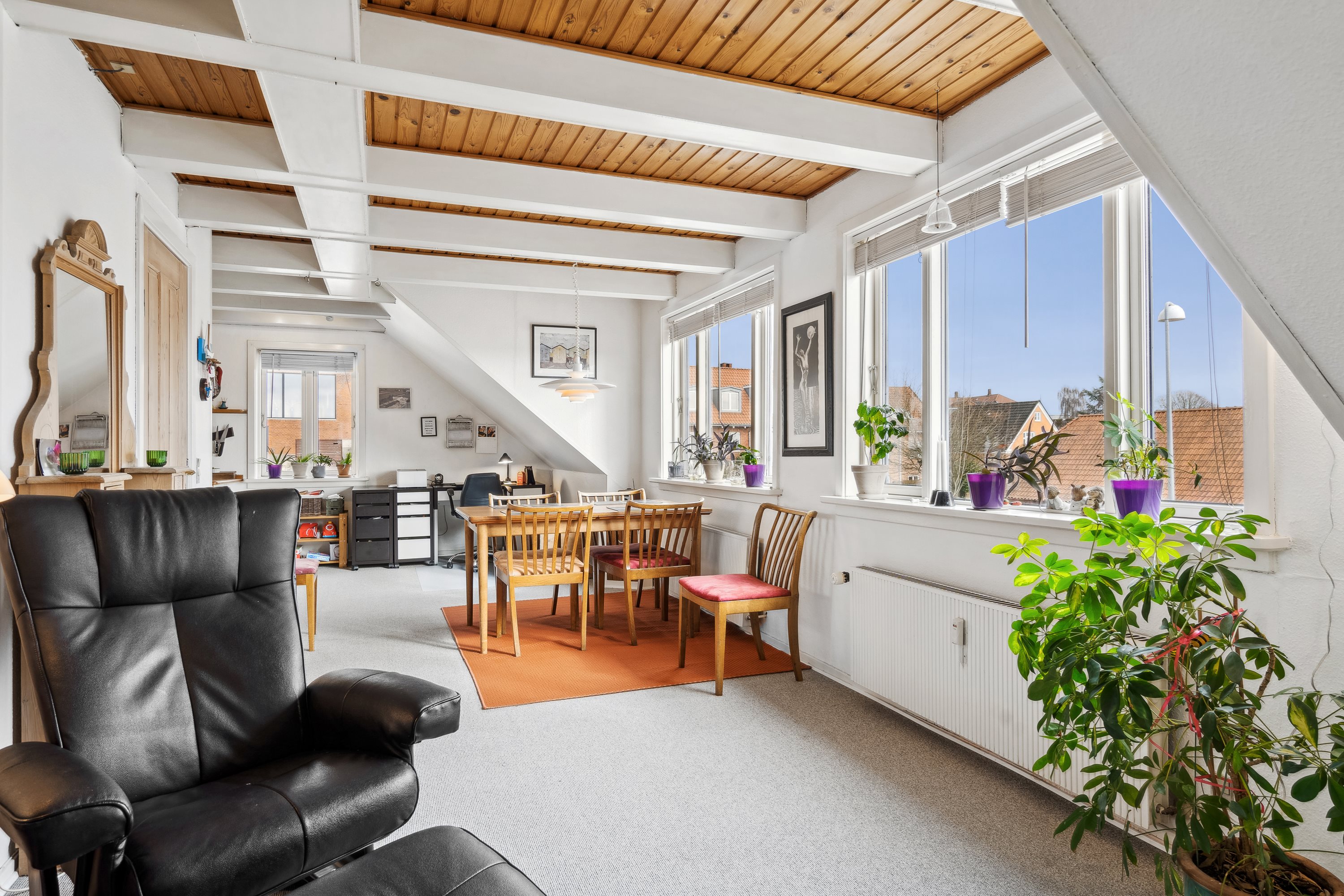 Fremhævet  billede i fuldskærmstilstand. Billede af Kongebakken 11A, 1., 5700 Svendborg