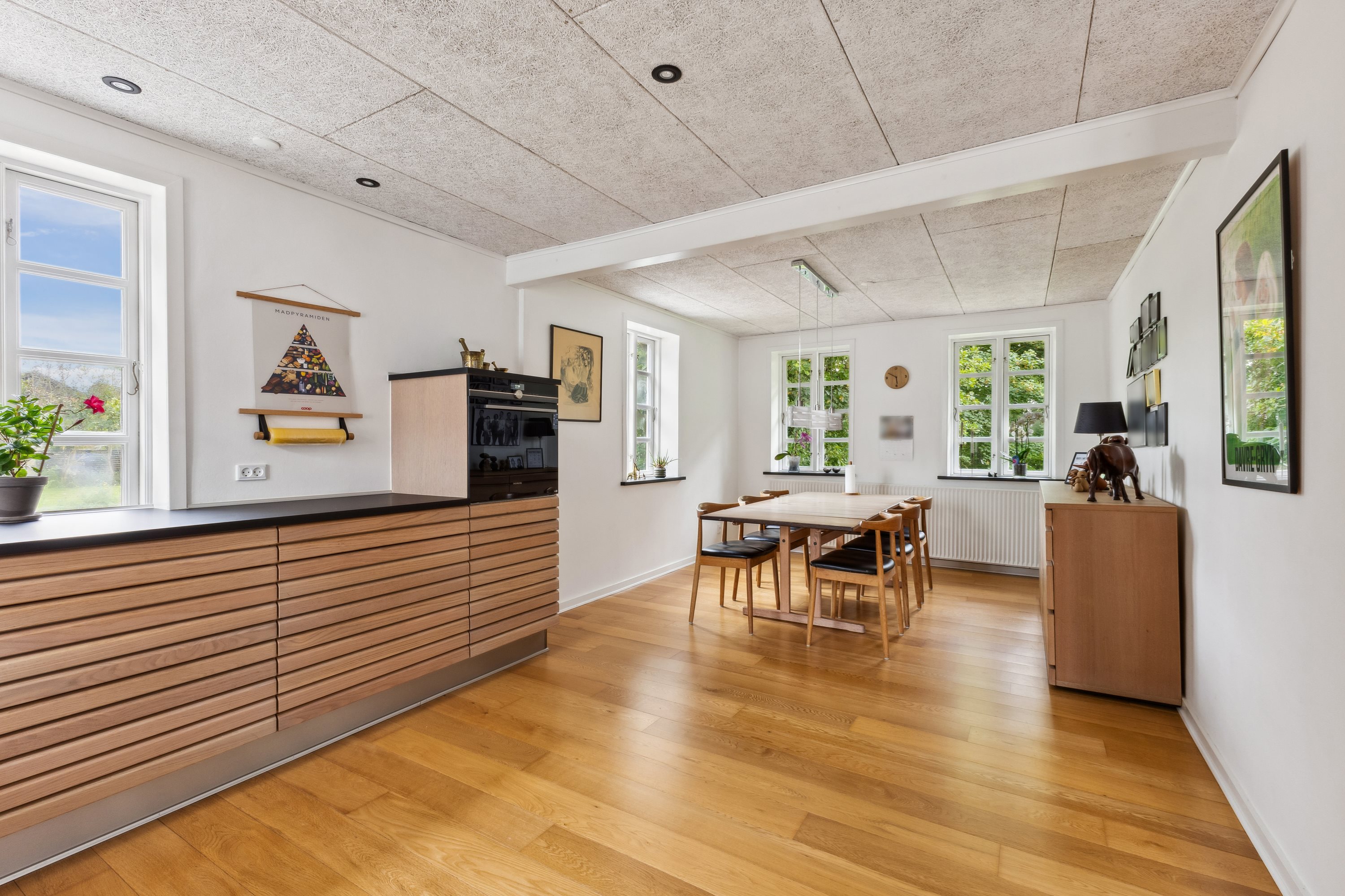 Fremhævet køkken alrum billede i fuldskærmstilstand. Billede af Valmuemarken 19A, 6771 Gredstedbro