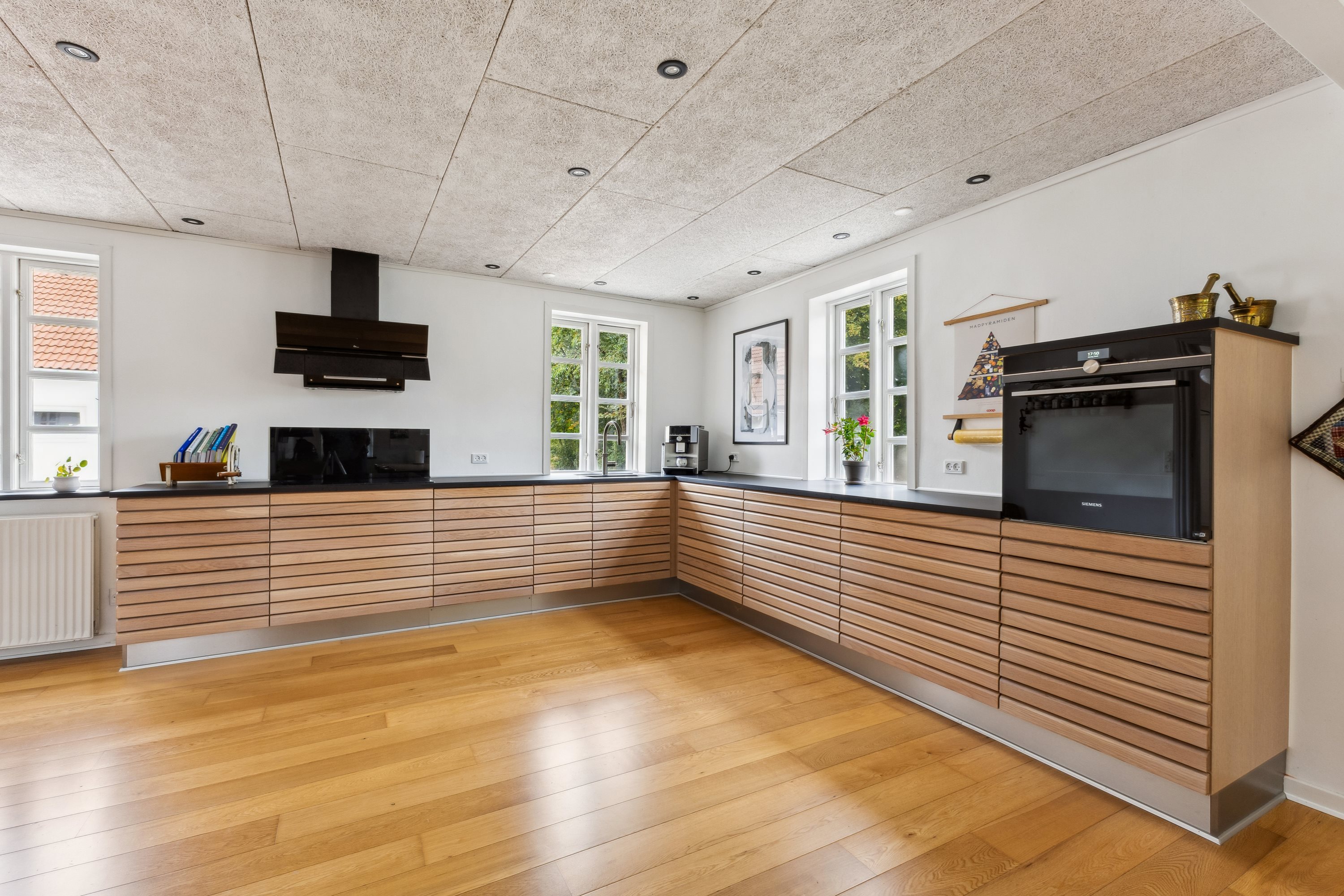 Fremhævet køkken billede i fuldskærmstilstand. Billede af Valmuemarken 19A, 6771 Gredstedbro