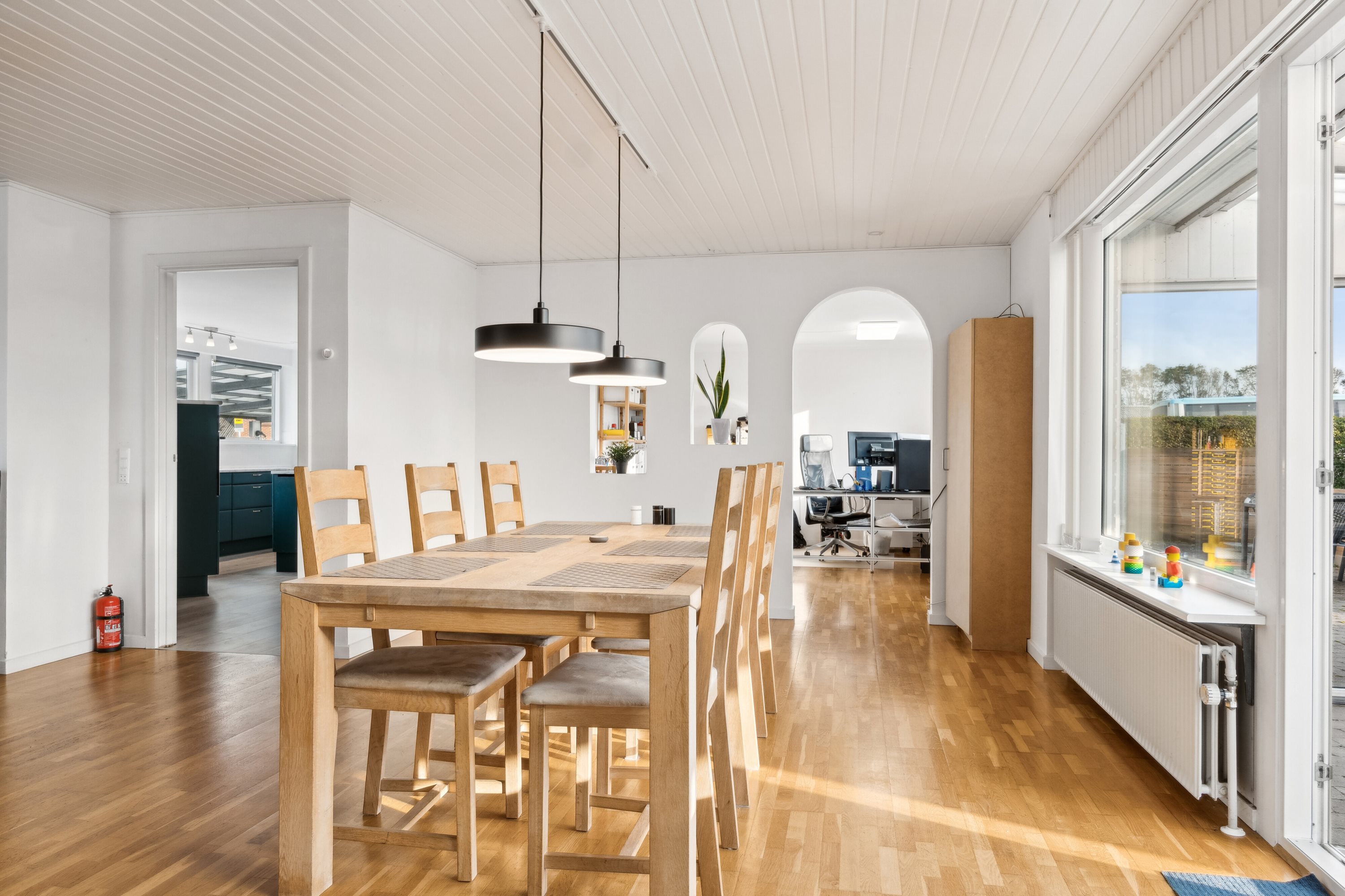 Fremhævet spisestue billede i fuldskærmstilstand. Billede af Algade 24, Koldby, 7752 Snedsted