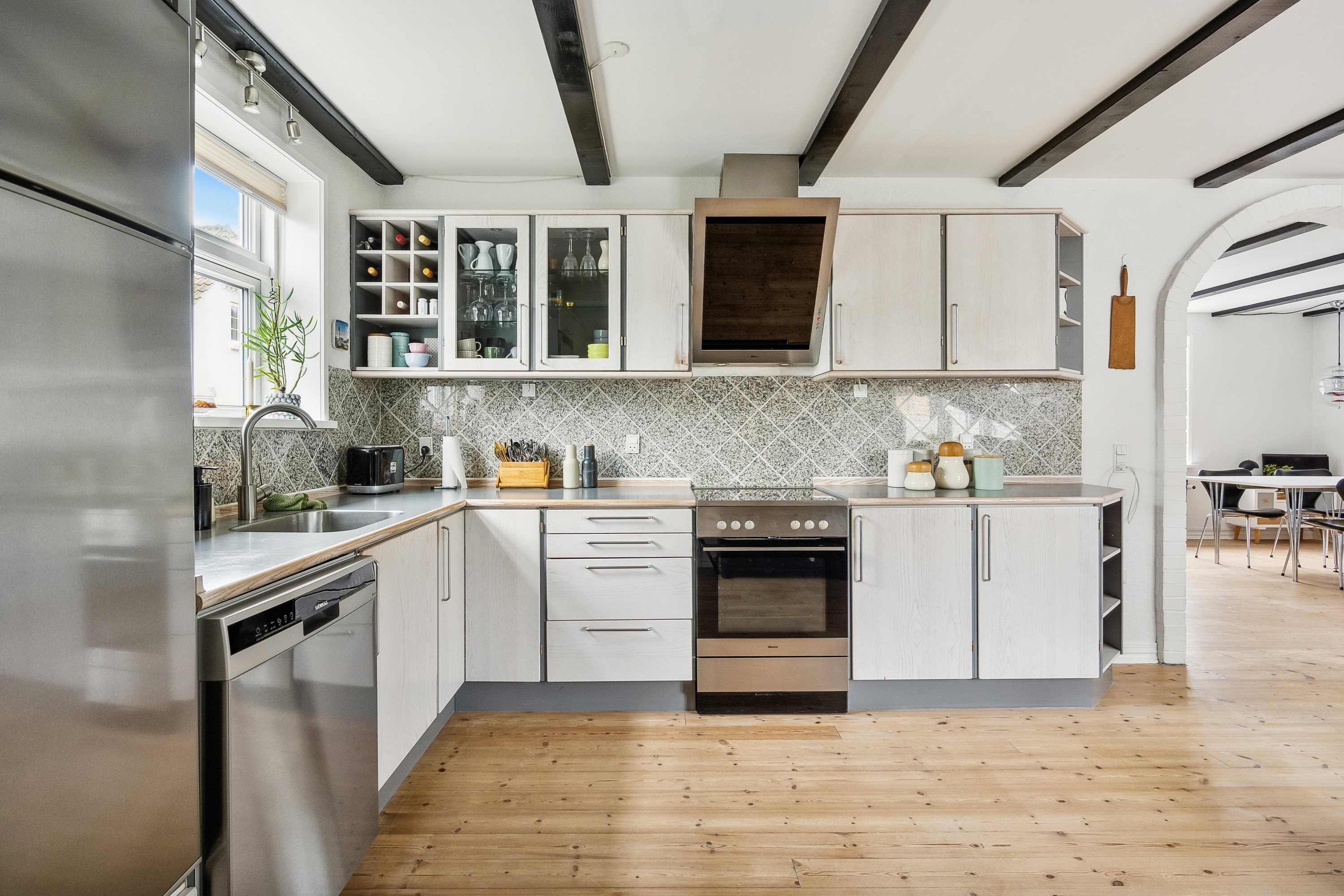 Fremhævet køkken billede i fuldskærmstilstand. Billede af Højersgade 7, 9850 Hirtshals