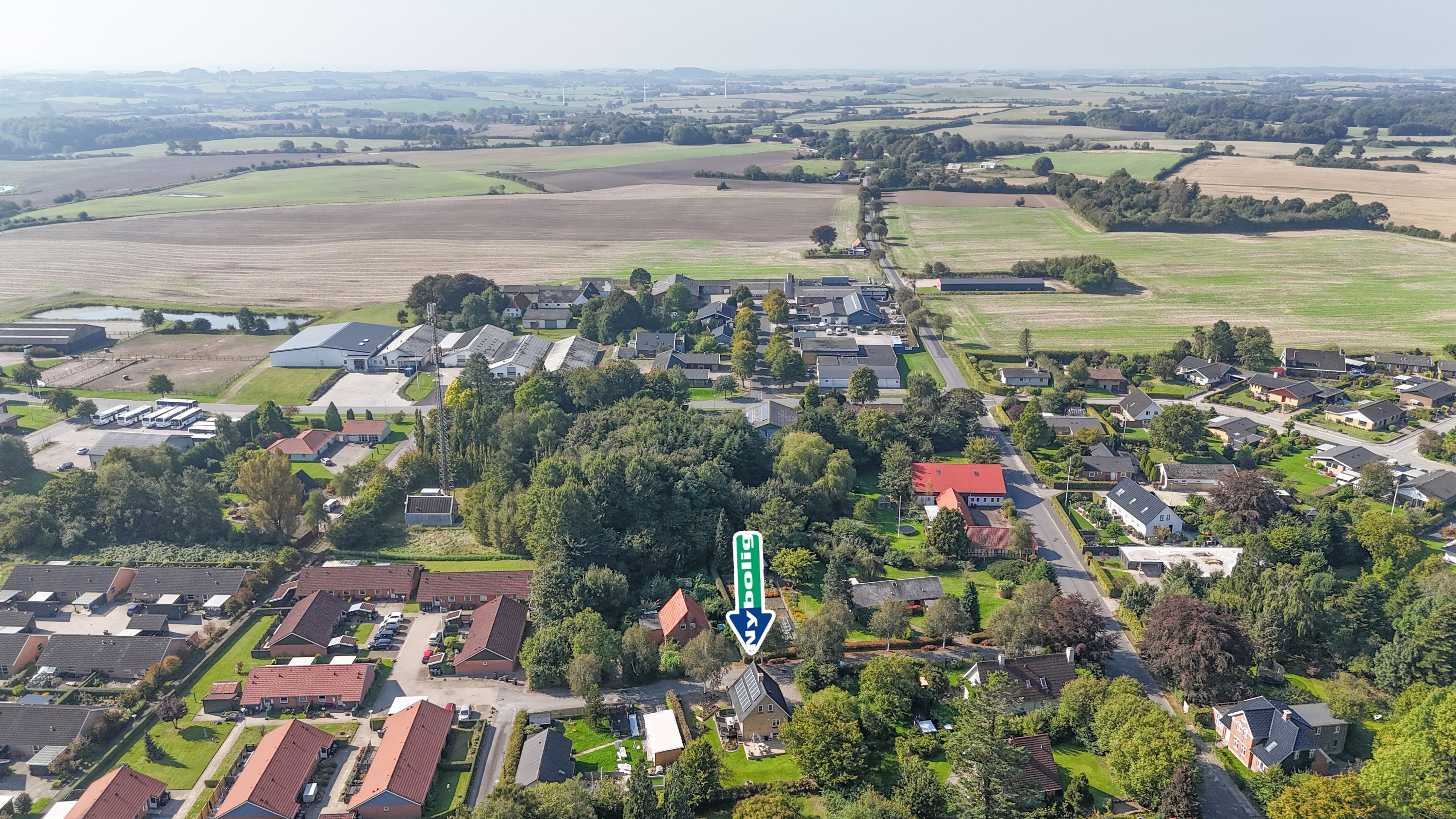 Fremhævet  billede i fuldskærmstilstand. Billede af Birkevej 3, 5620 Glamsbjerg