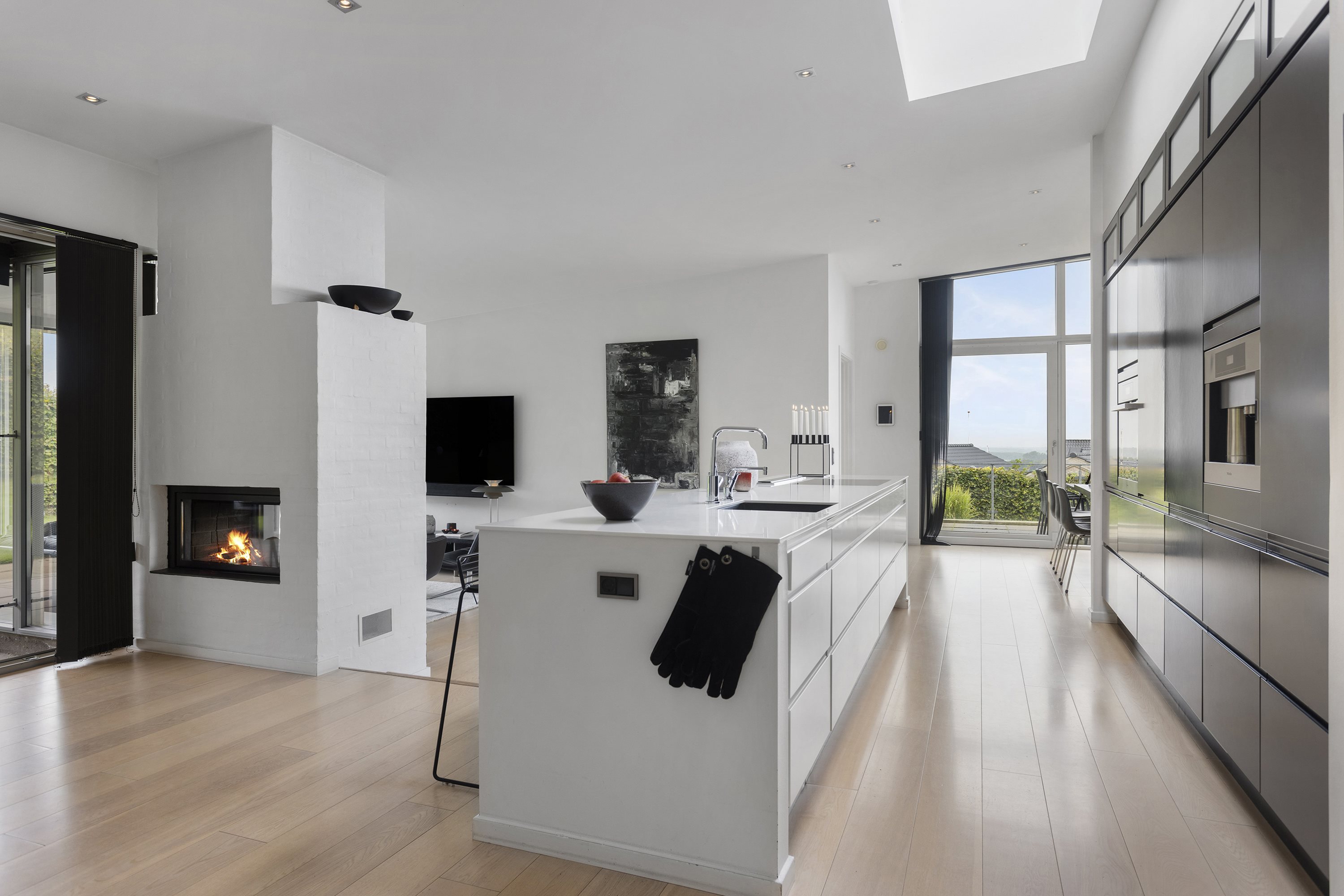 Fremhævet køkken alrum billede i fuldskærmstilstand. Billede af Vesteråsene 40, 9900 Frederikshavn