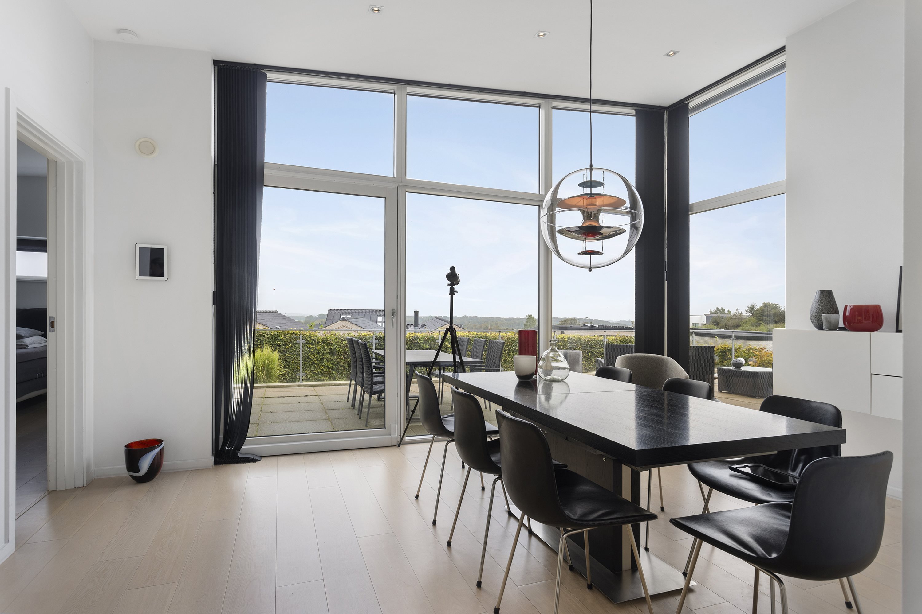 Fremhævet spisestue billede i fuldskærmstilstand. Billede af Vesteråsene 40, 9900 Frederikshavn