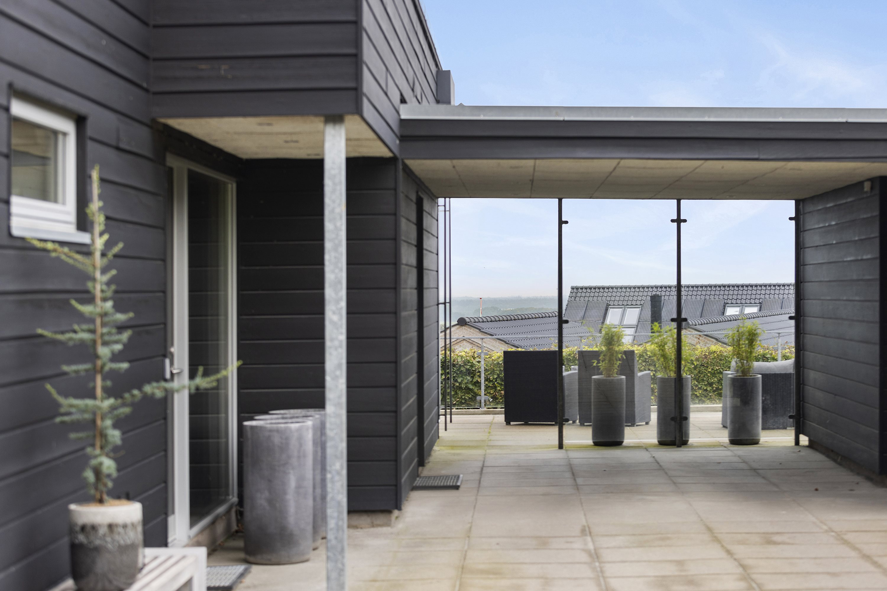 Miniaturebillede 1: terrasse. Billede af Vesteråsene 40, 9900 Frederikshavn