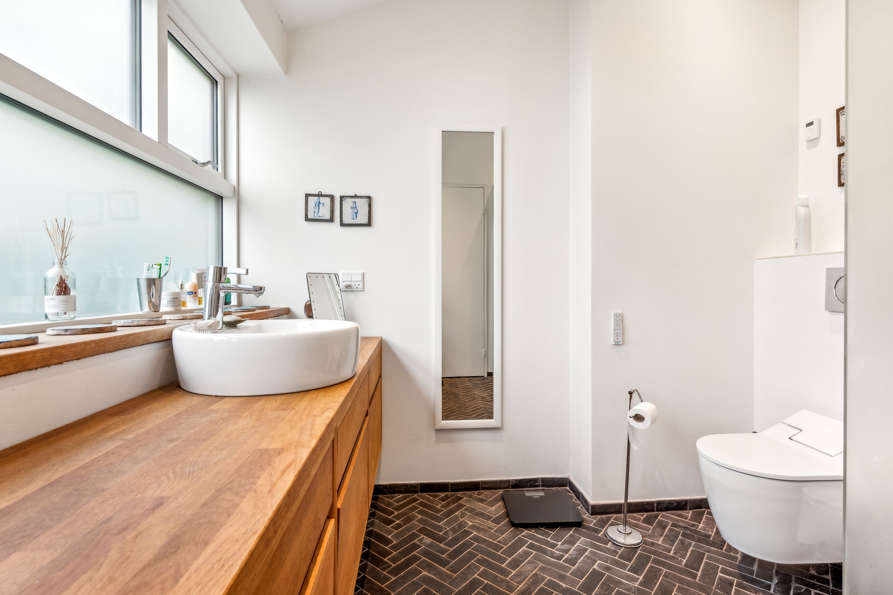 Fremhævet badeværelse billede i fuldskærmstilstand. Billede af Østre Skovvej 23, 8240 Risskov