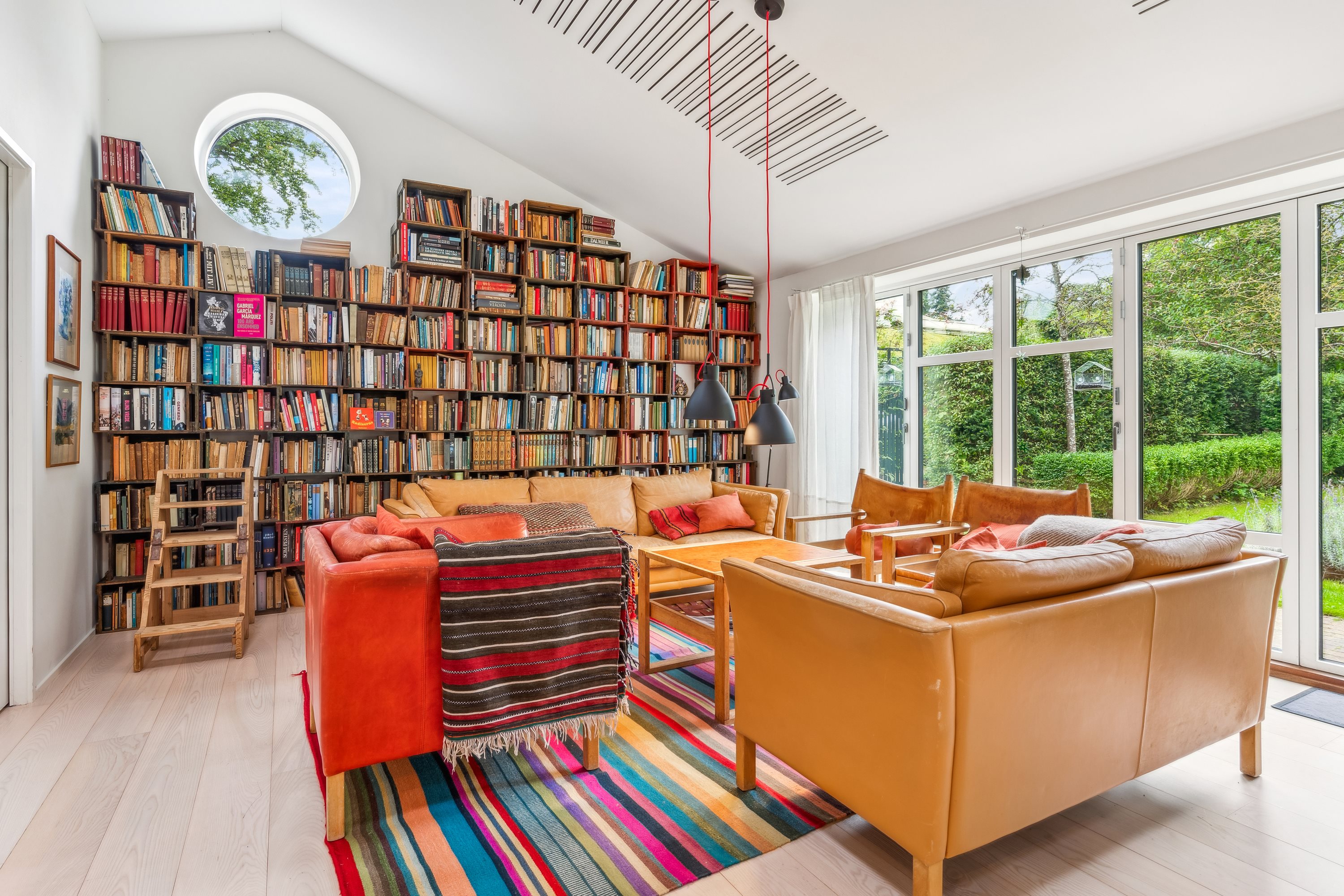 Fremhævet stue billede i fuldskærmstilstand. Billede af Østre Skovvej 23, 8240 Risskov