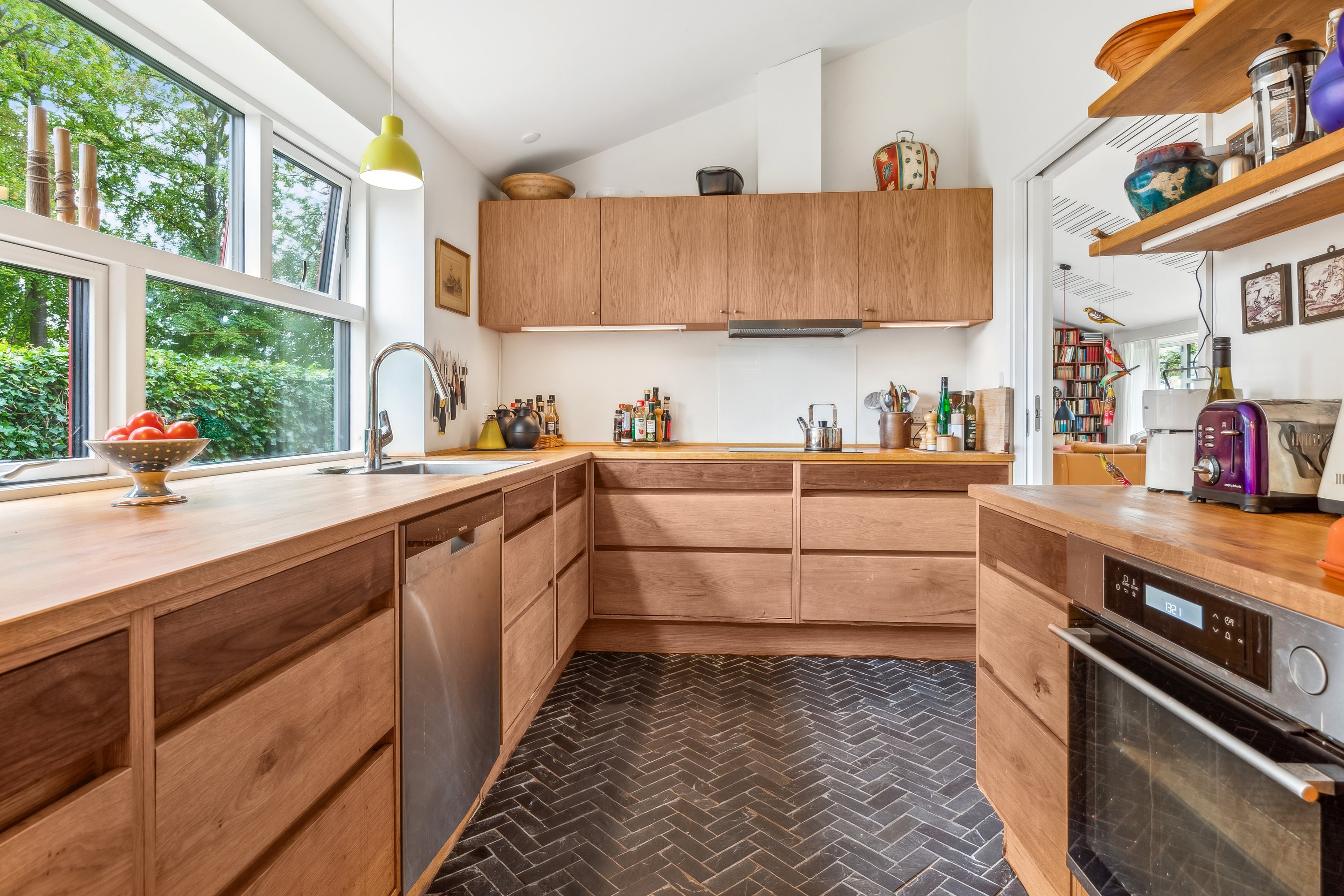 Fremhævet køkken billede i fuldskærmstilstand. Billede af Østre Skovvej 23, 8240 Risskov